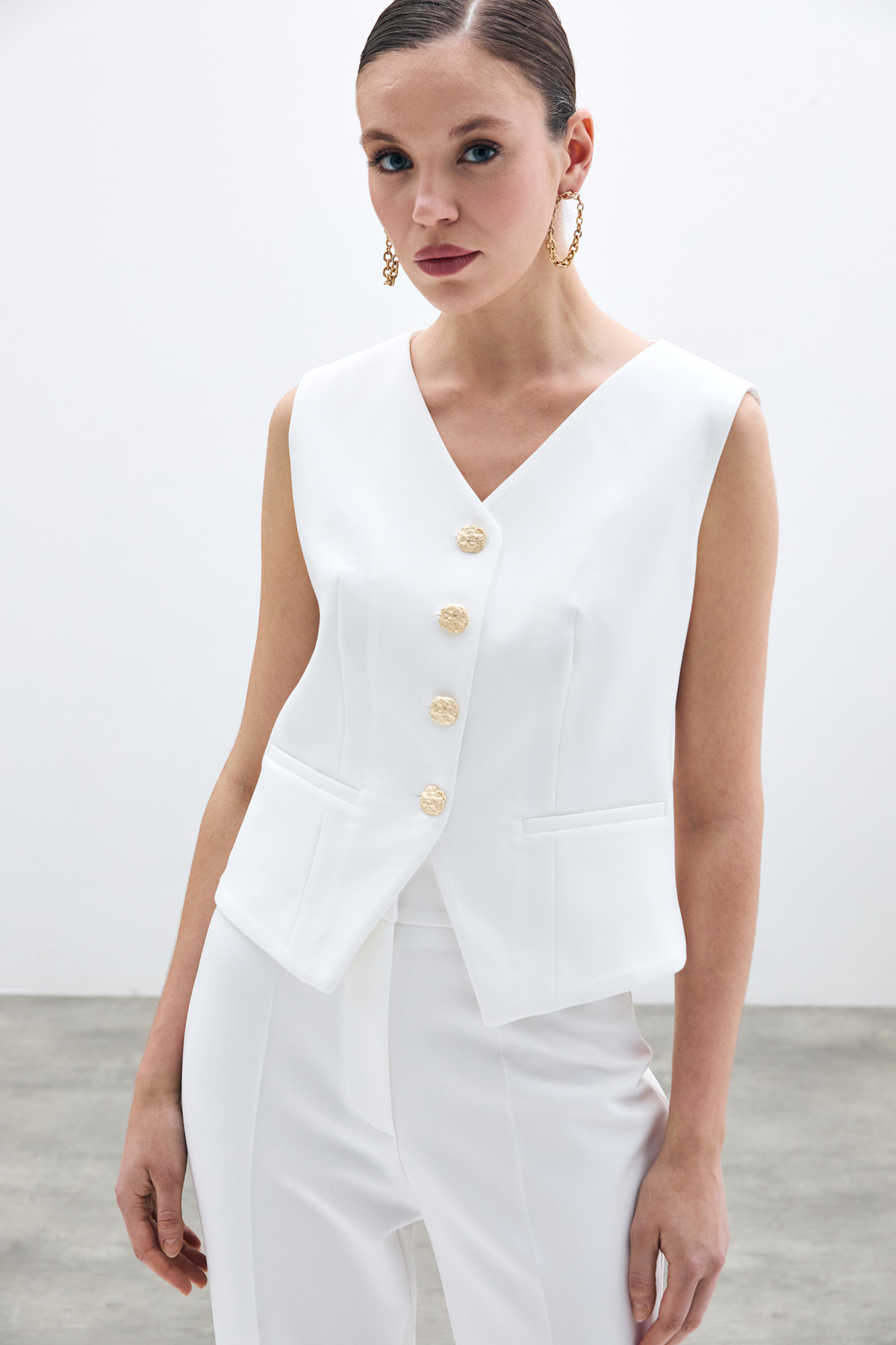 Düğmeli Kısa Yelek - Ekru