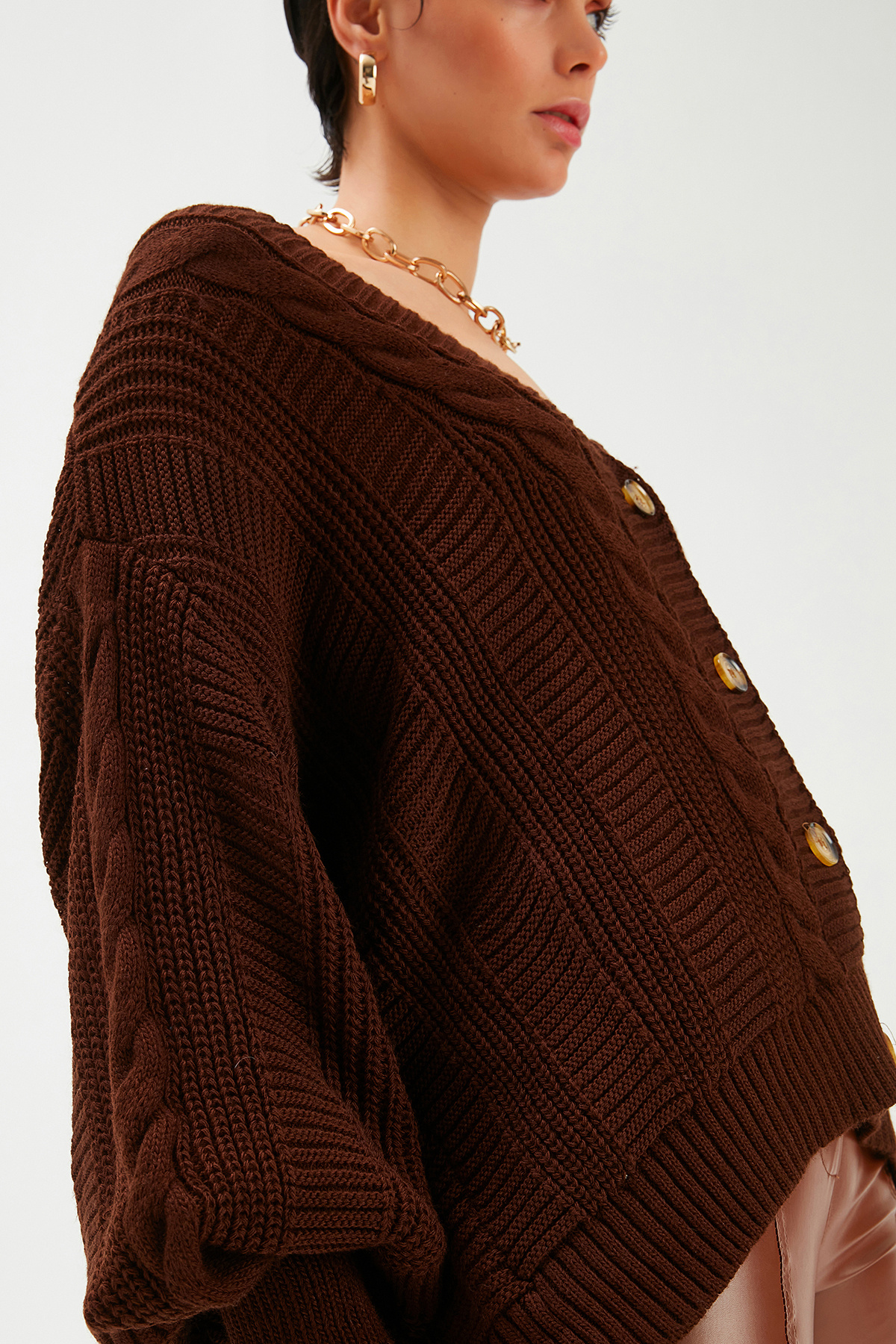 Buttoned Oversize Knitwear Cardigan - BROWN