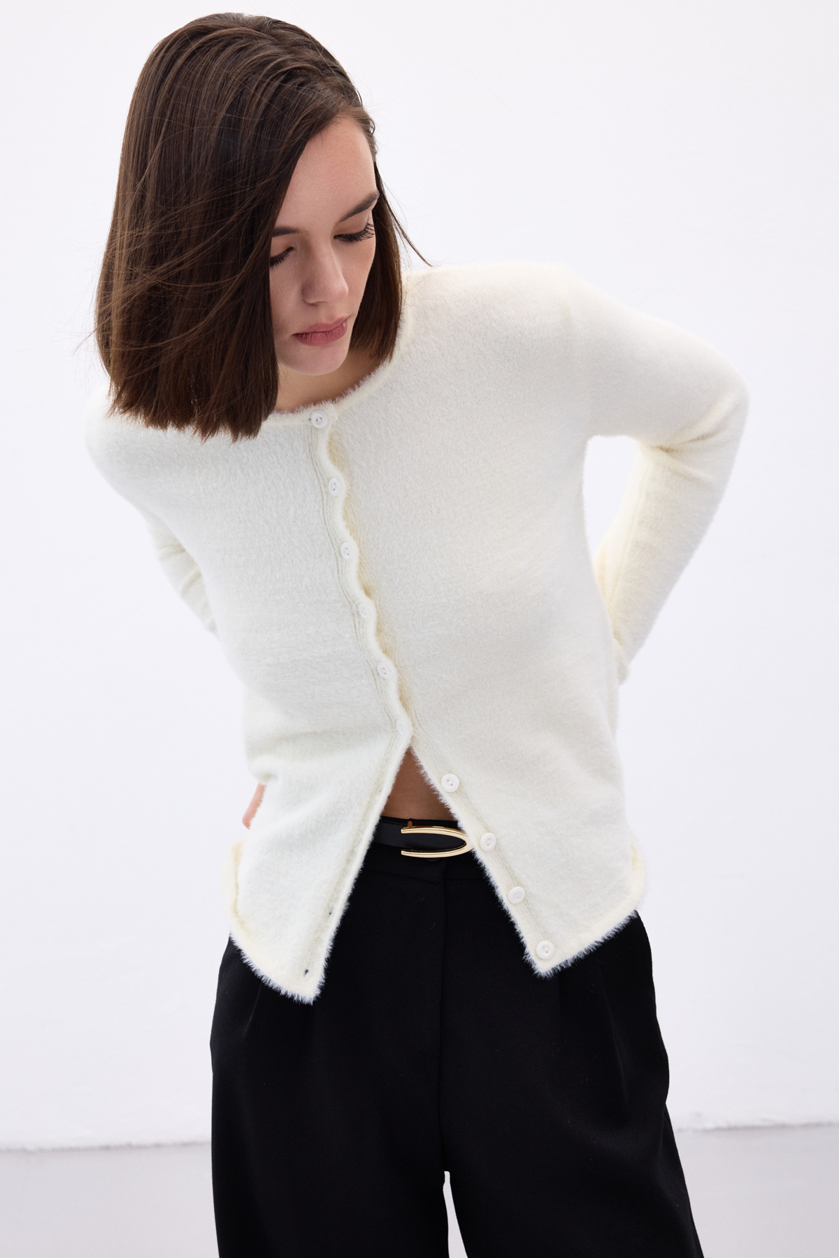 Düğmeli Sakallı Hırka - Ekru