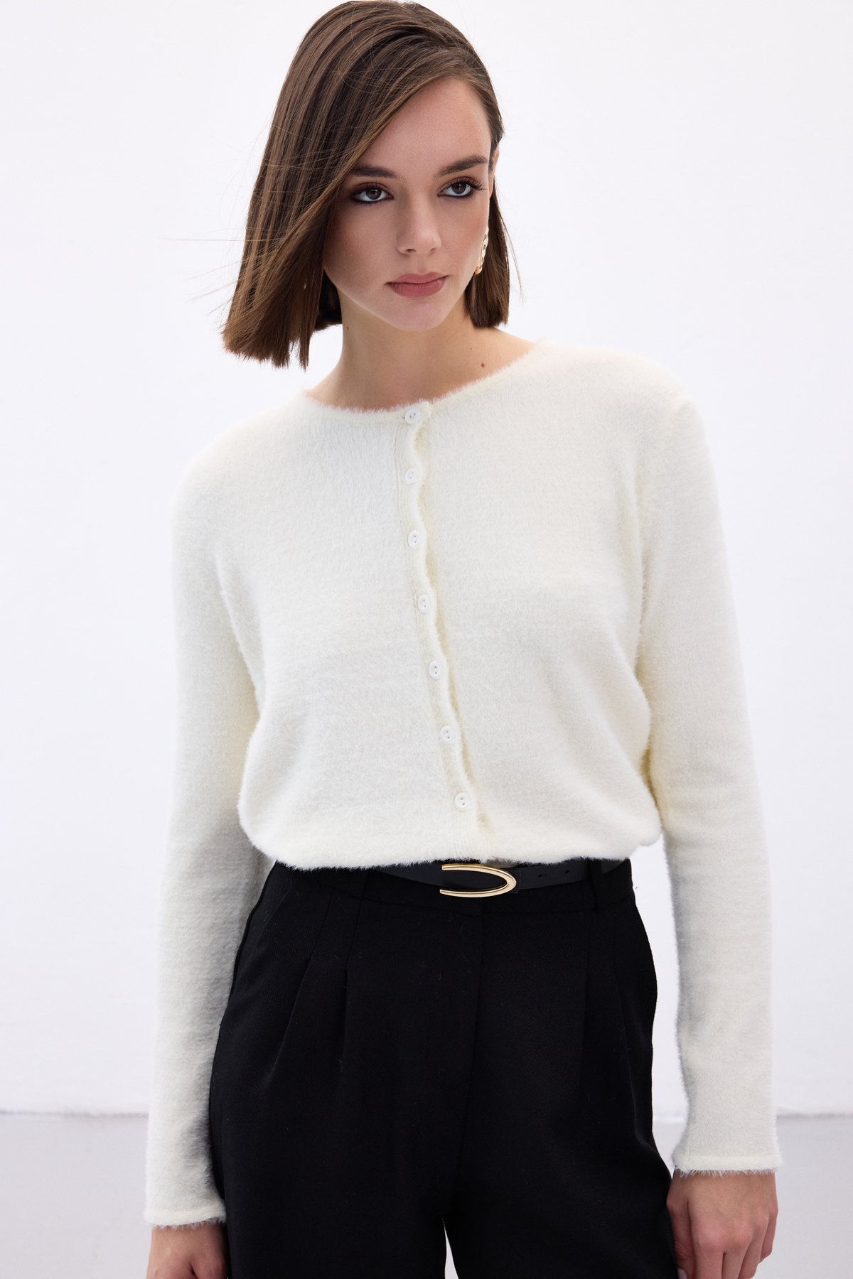 Düğmeli Sakallı Hırka - Ekru