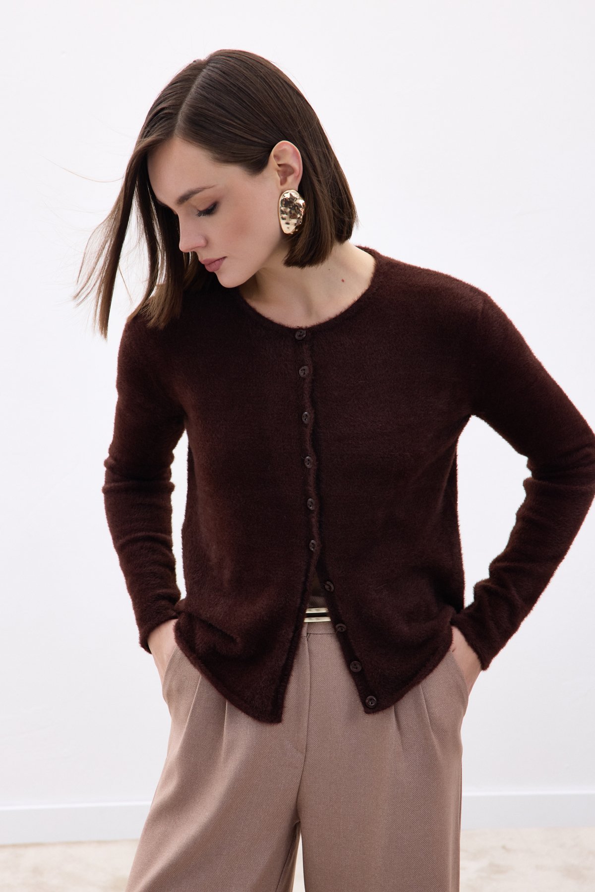 Düğmeli Sakallı Hırka - Kahve