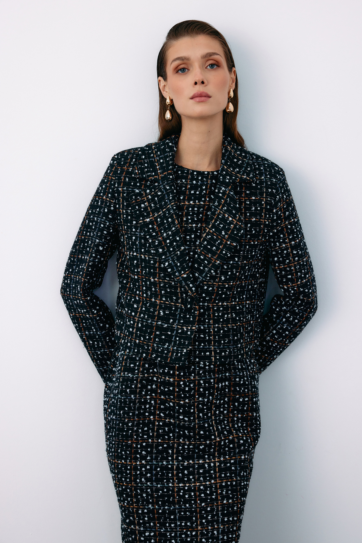 Düğmeli Tüvit Kısa Ceket - SİYAH