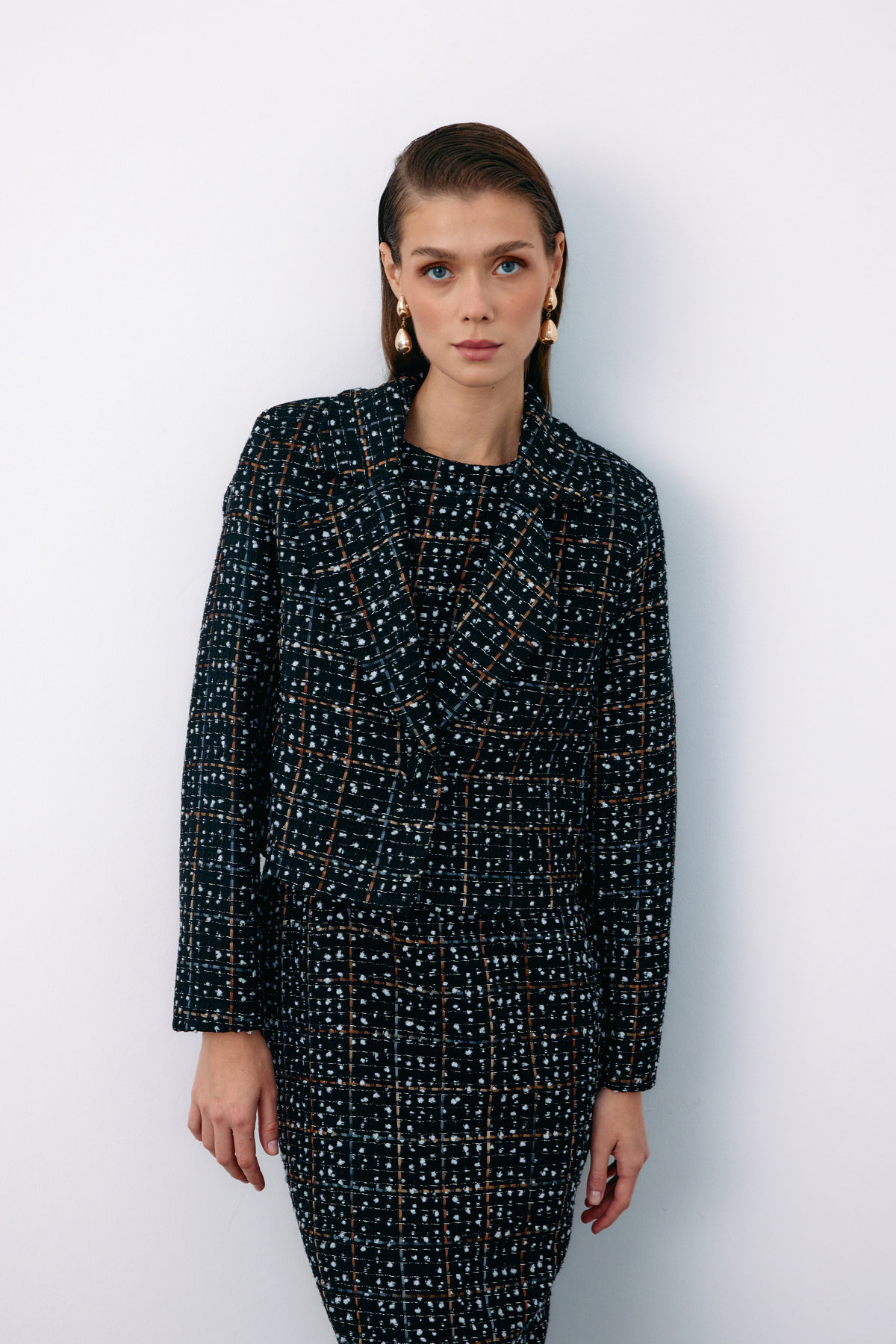 Düğmeli Tüvit Kısa Ceket - SİYAH