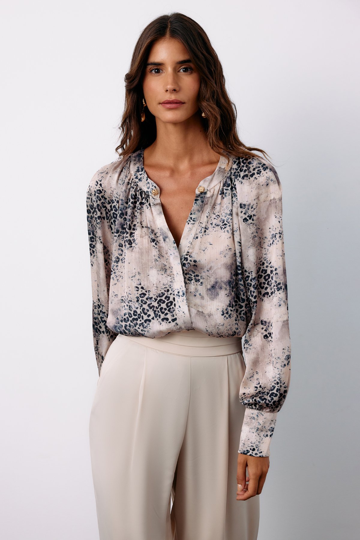 Düğmeli Yaka Desenli Gömlek - GRİ