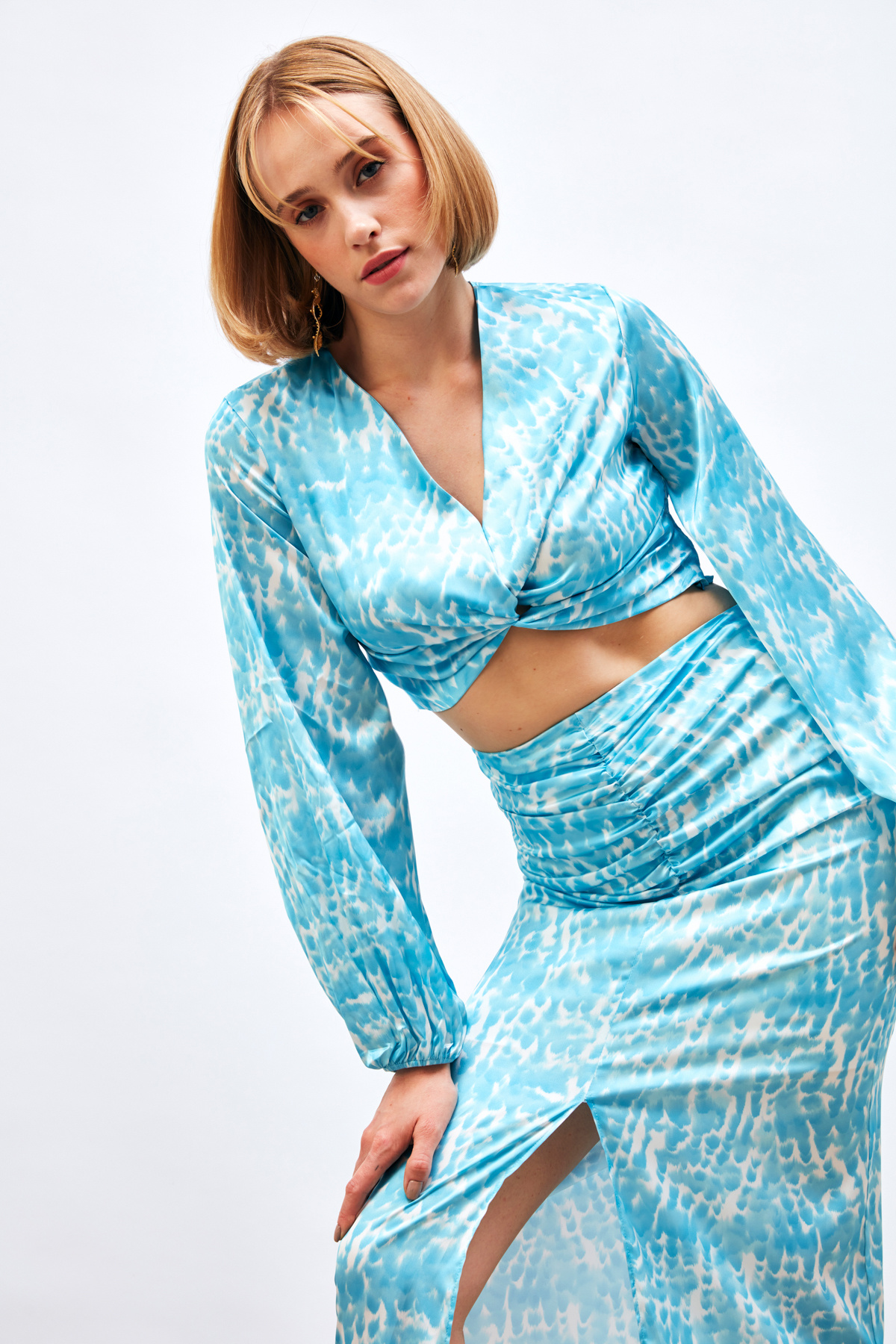 Düğüm Detaylı Desenli Bluz - TURKUAZ