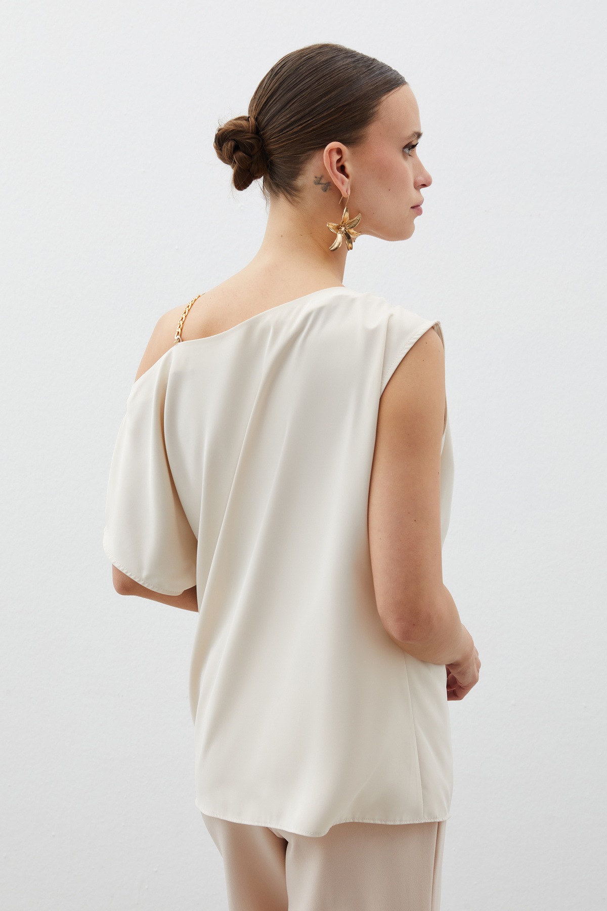 Düşük Omuzlu Salaş Bluz - BEJ