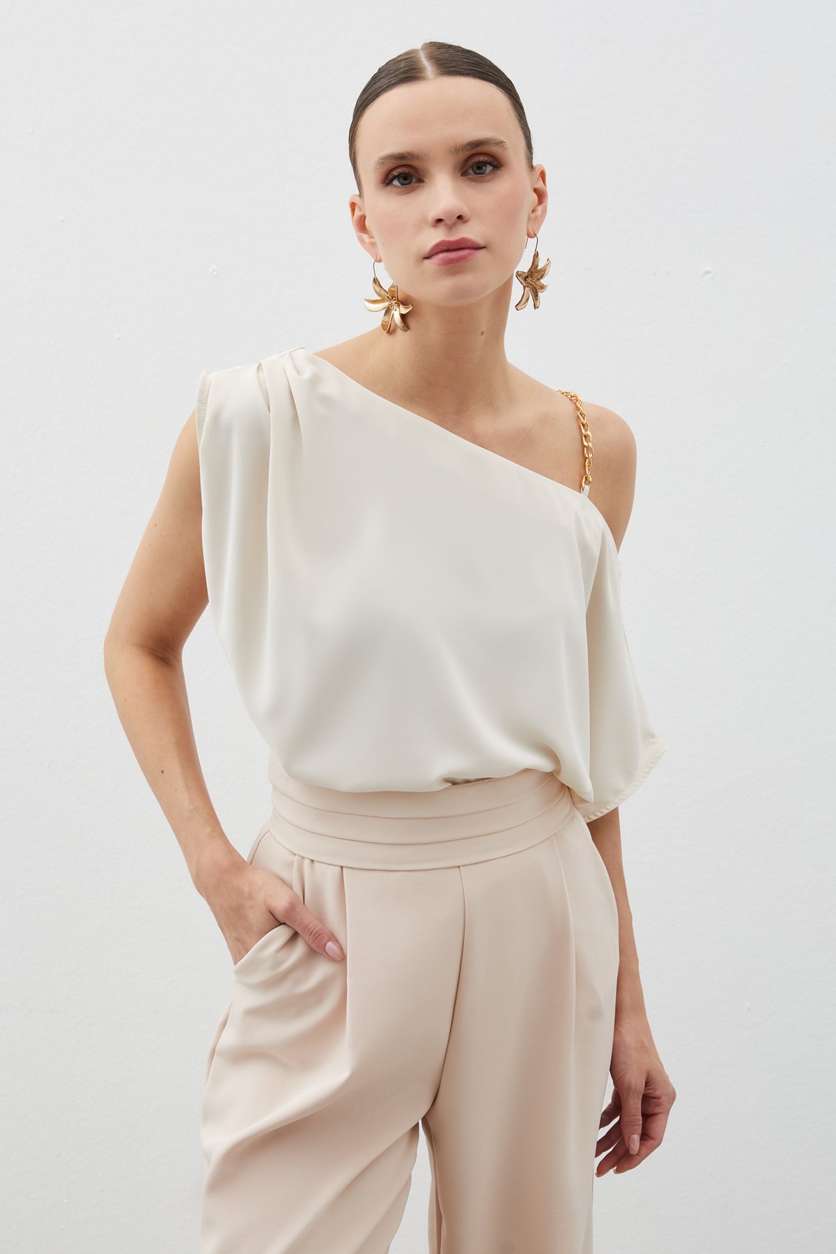 Düşük Omuzlu Salaş Bluz - BEJ