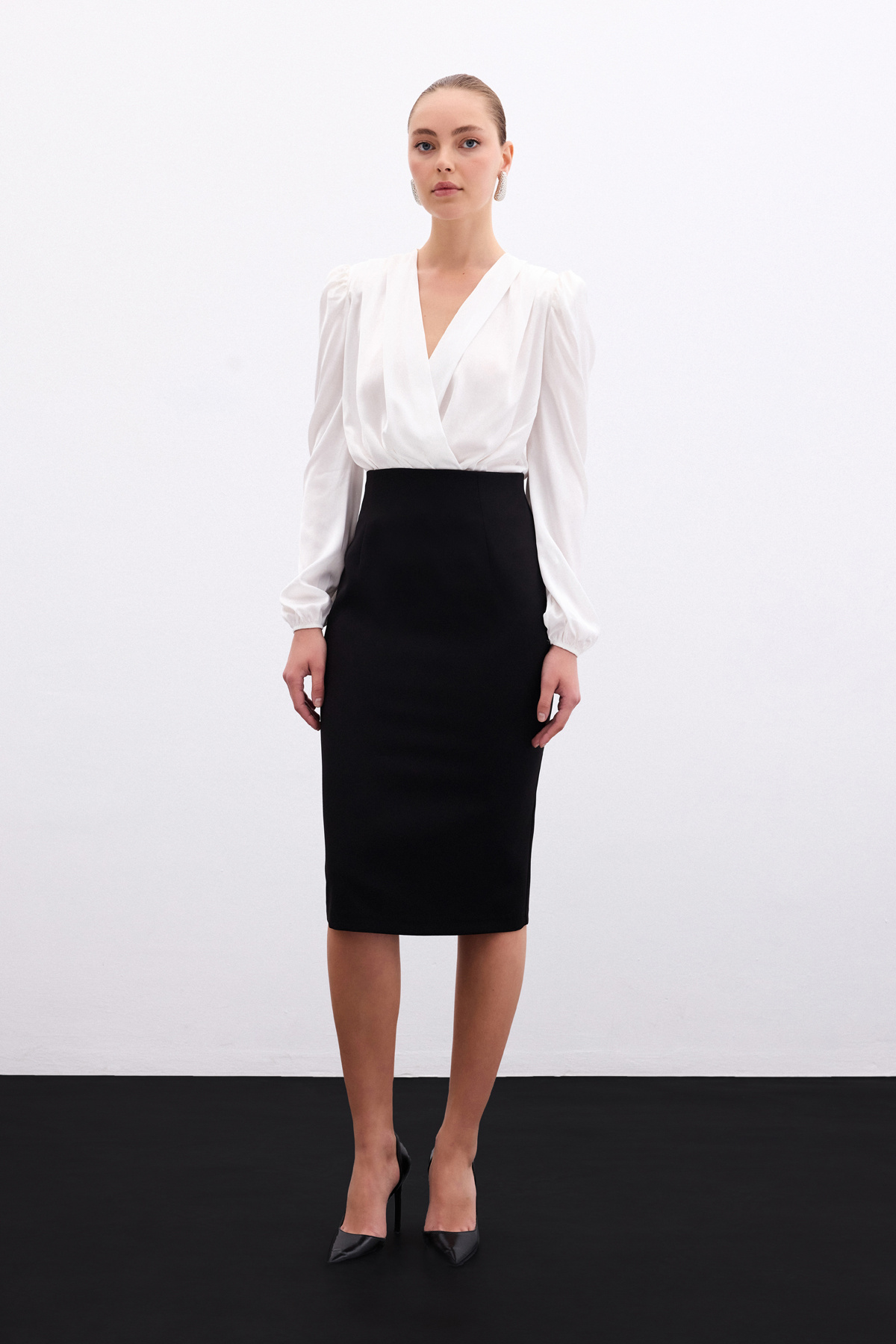 Straight Pencil Skirt - Black