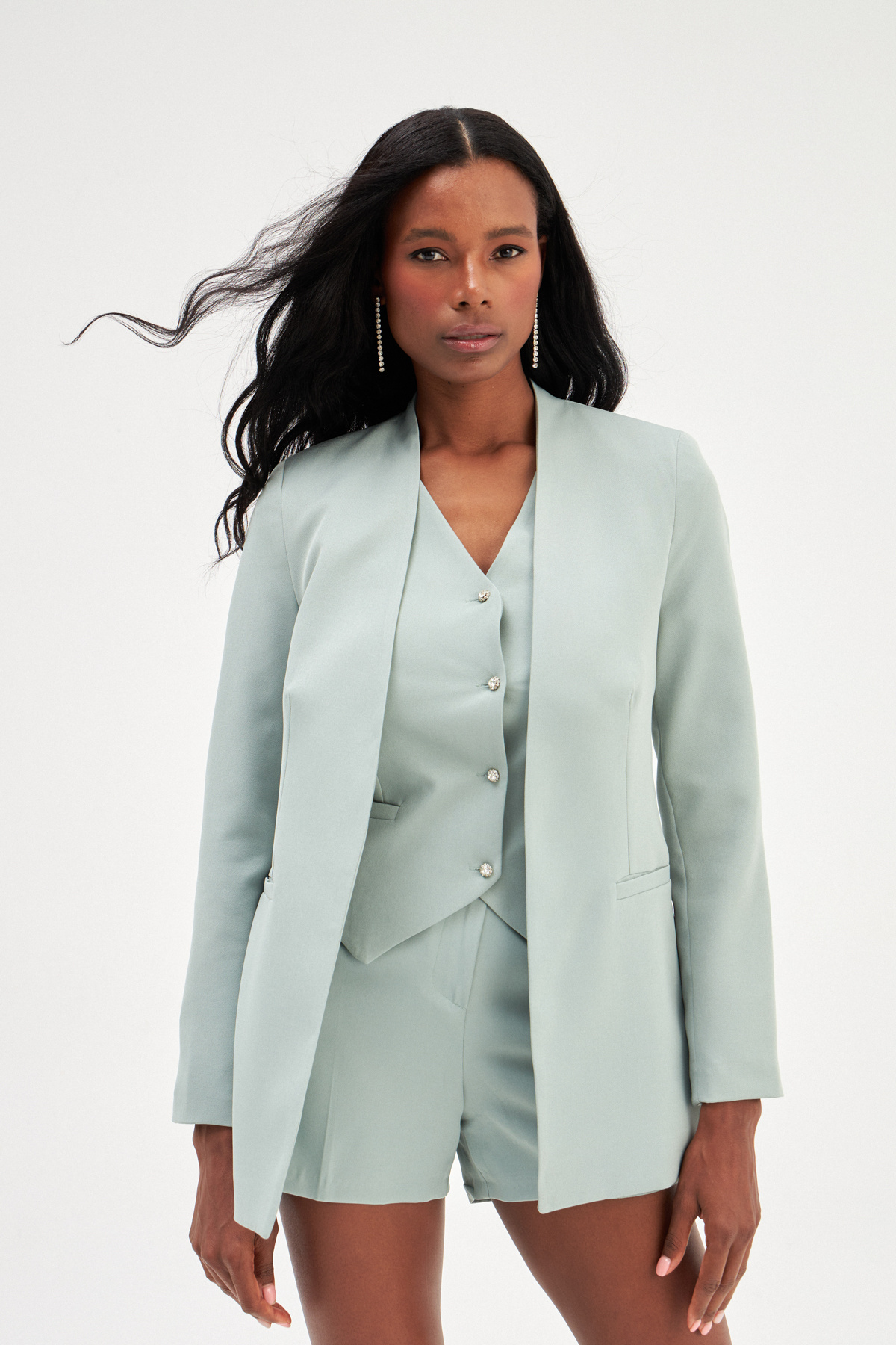 Düz Yaka Uzun Ceket - ÇAĞLA YEŞİLİ