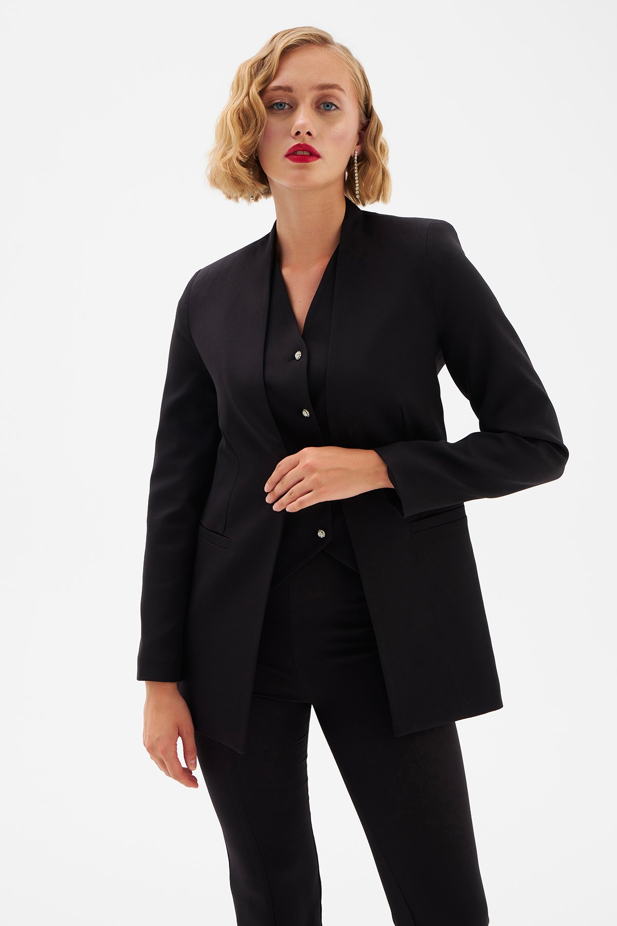 Düz Yaka Uzun Ceket - SİYAH