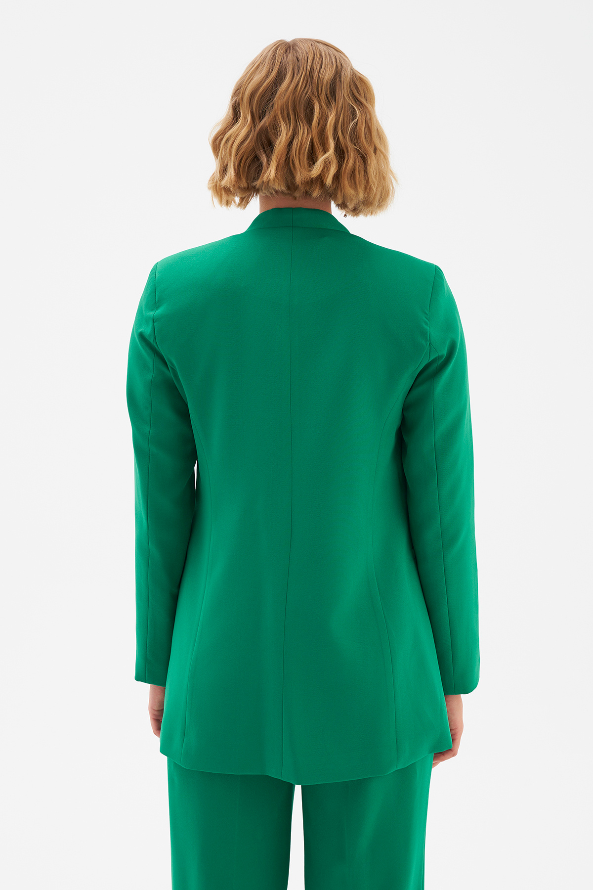 Düz Yaka Uzun Ceket - ZÜMRÜT