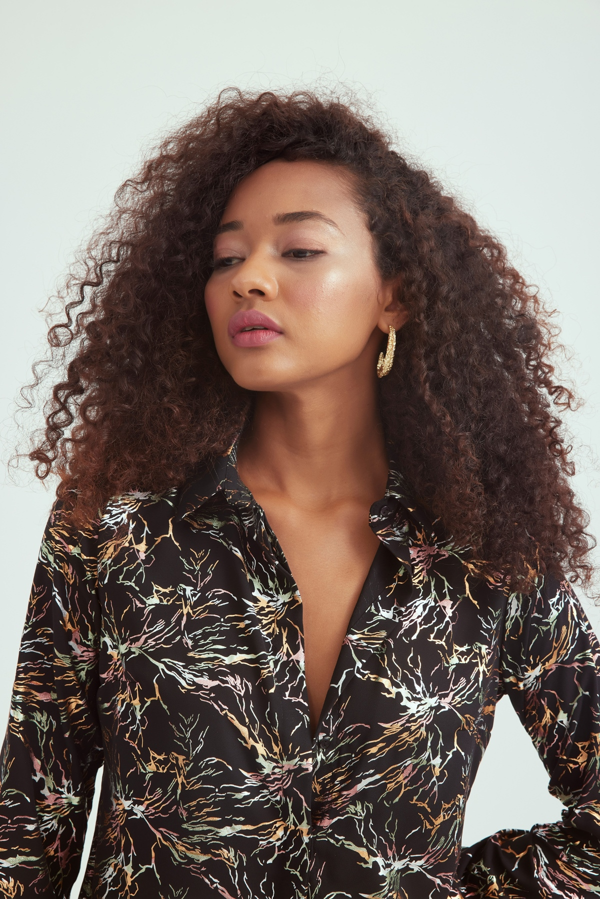 Emprime desen şifon gömlek - SİYAH