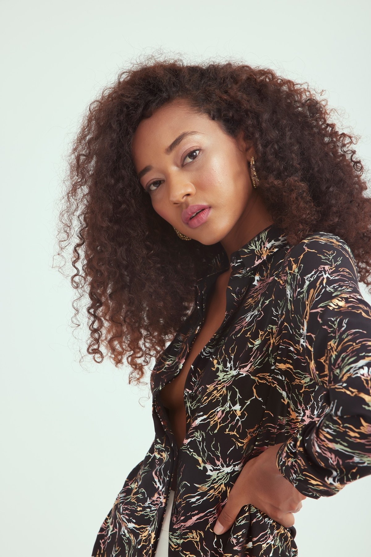 Emprime desen şifon gömlek - SİYAH