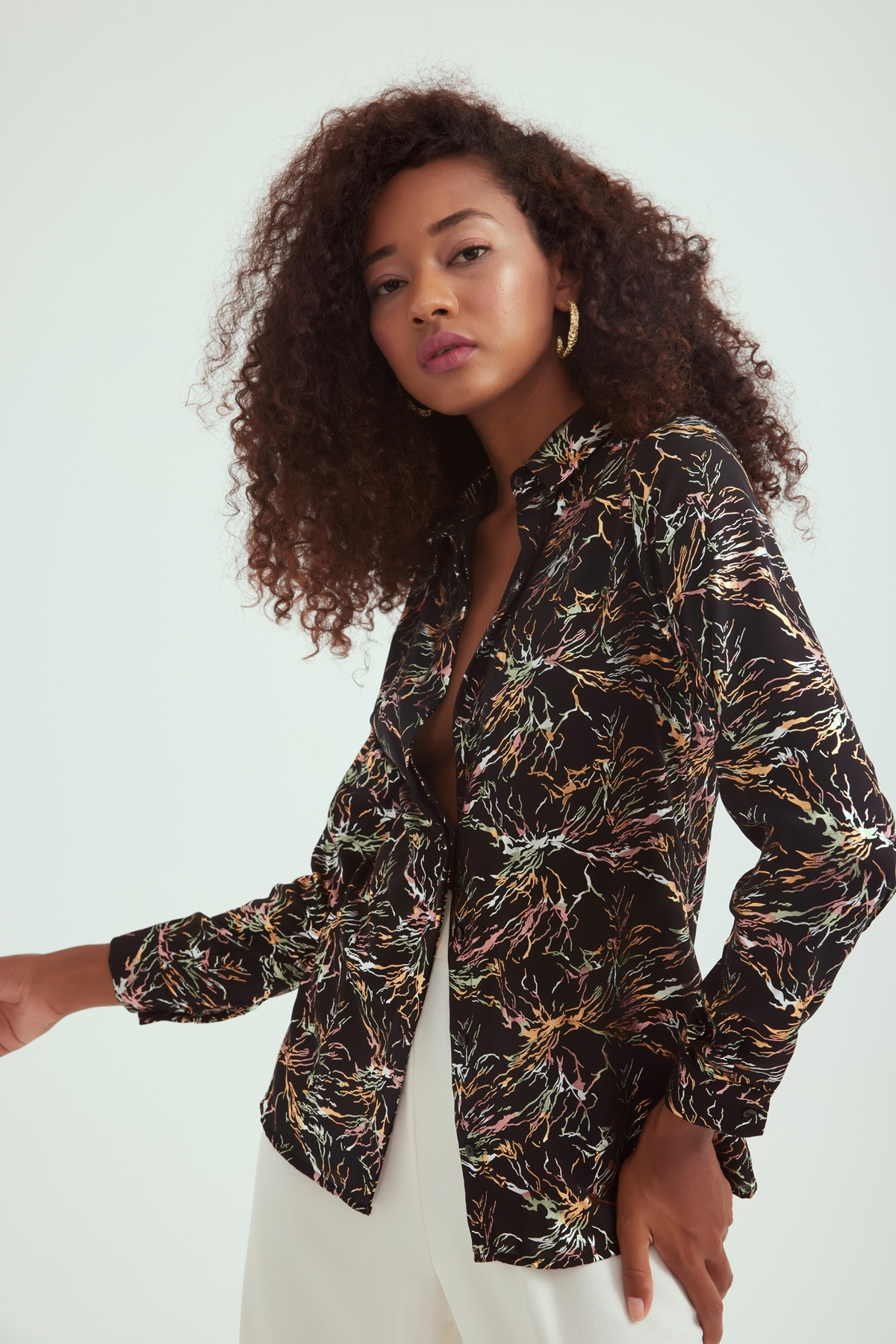 Emprime desen şifon gömlek - SİYAH