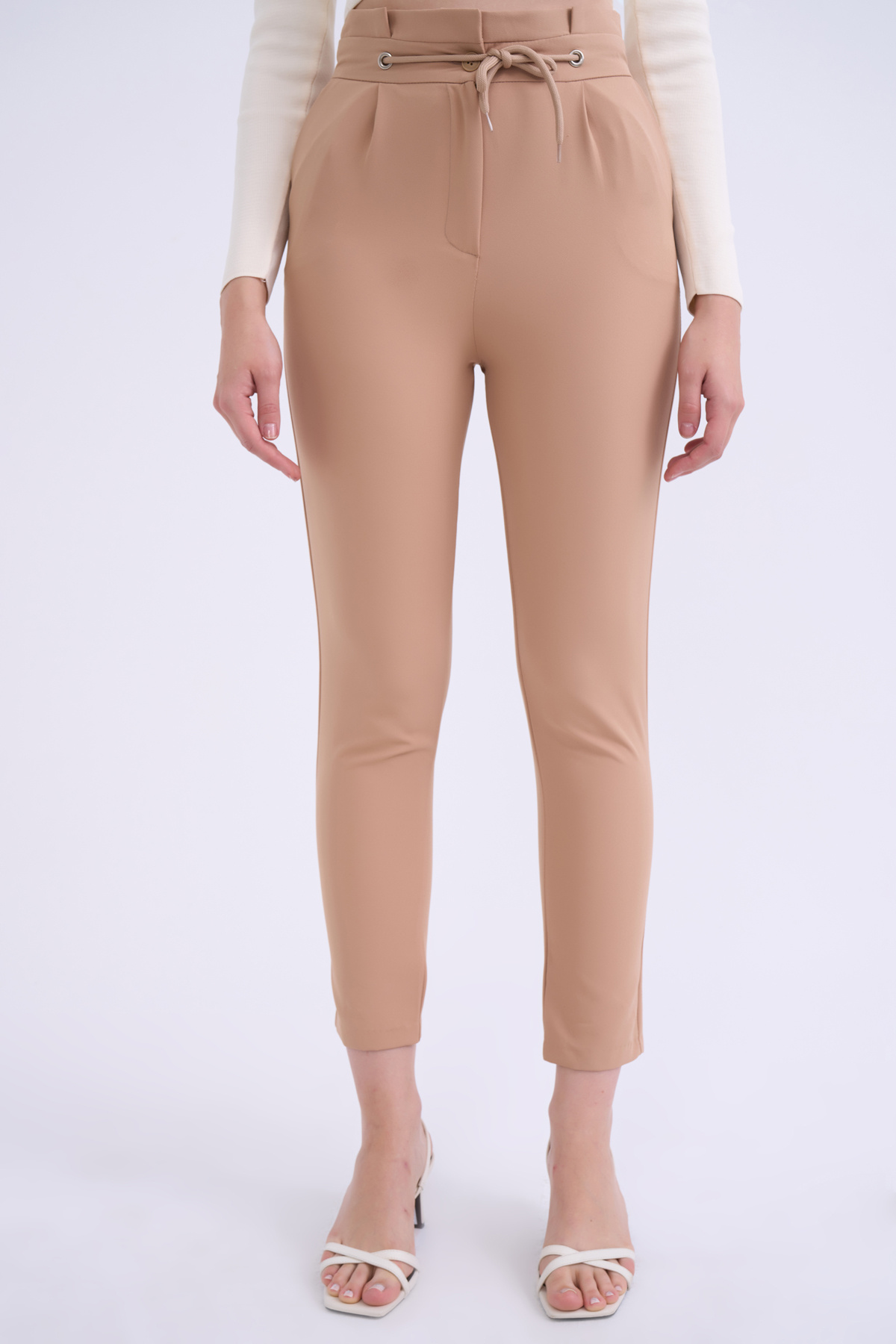 Frill detailed trousers - CAMEL
