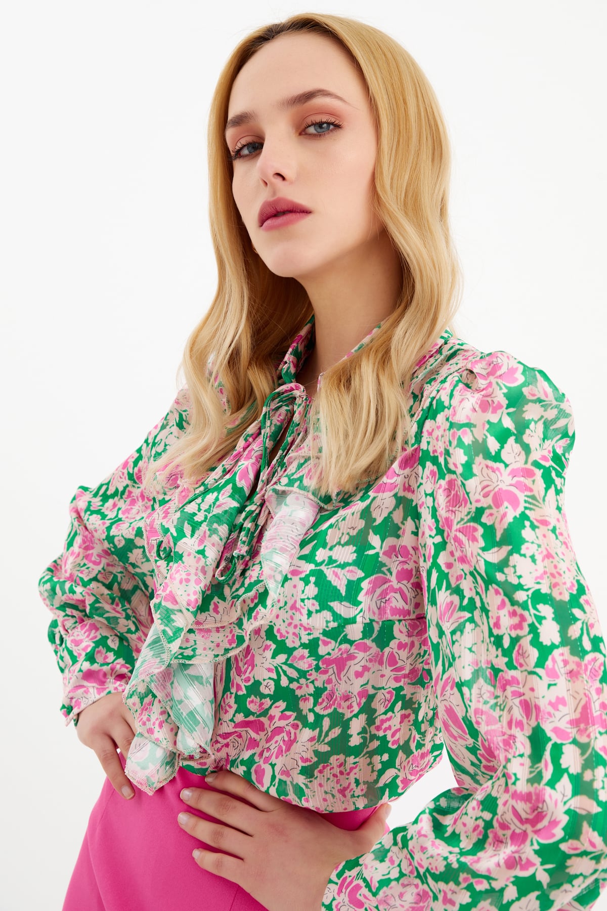 Ruffle neck floral print blouse - GREEN