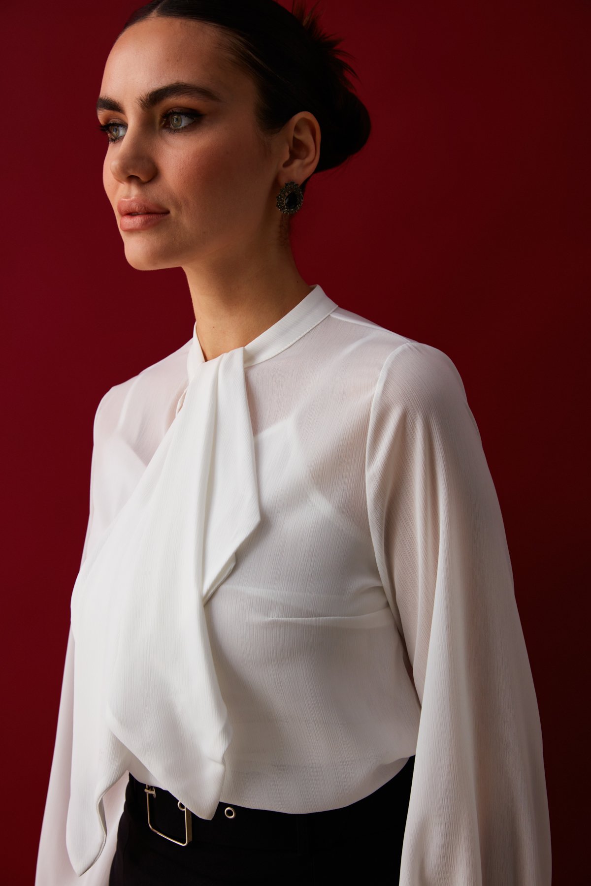 Fular Detaylı Salaş Bluz - EKRU