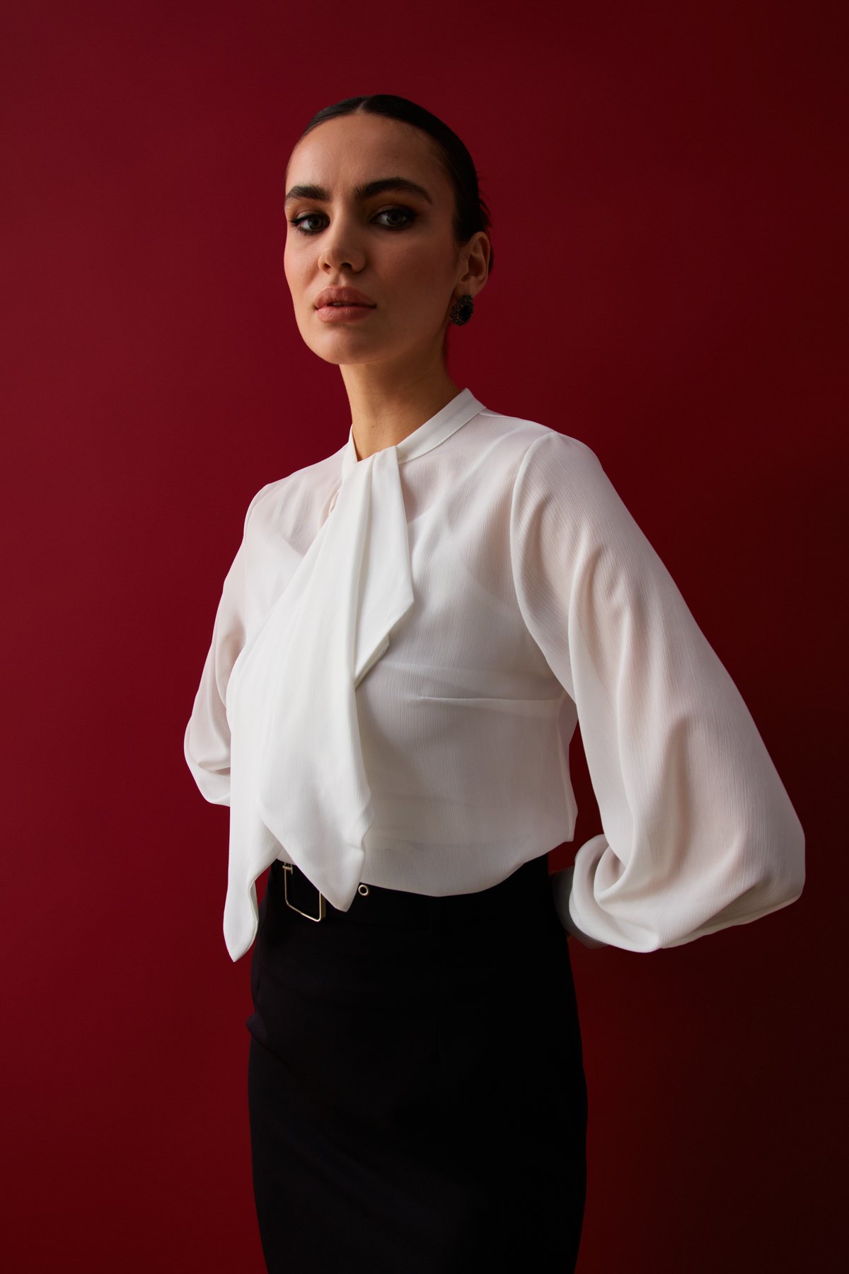 Fular Detaylı Salaş Bluz - EKRU