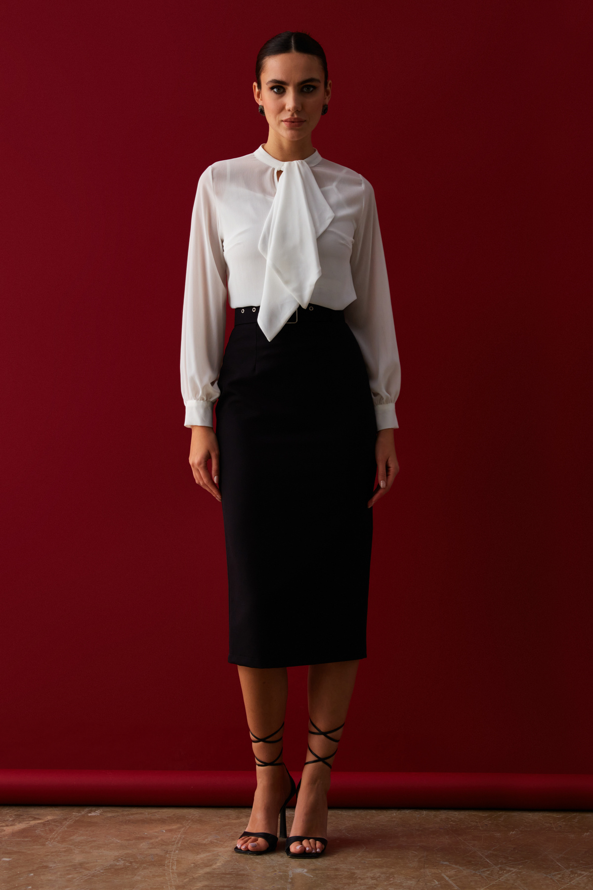 Fular Detaylı Salaş Bluz - EKRU