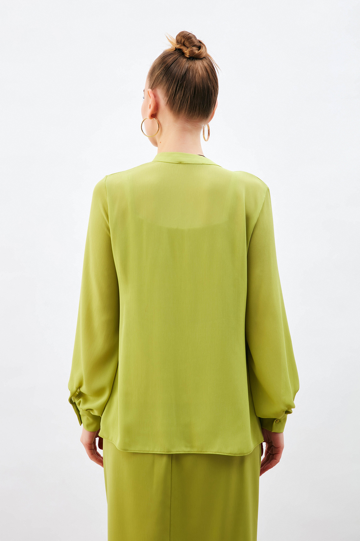 Fular Detaylı Salaş Bluz - YAĞ YEŞİLİ