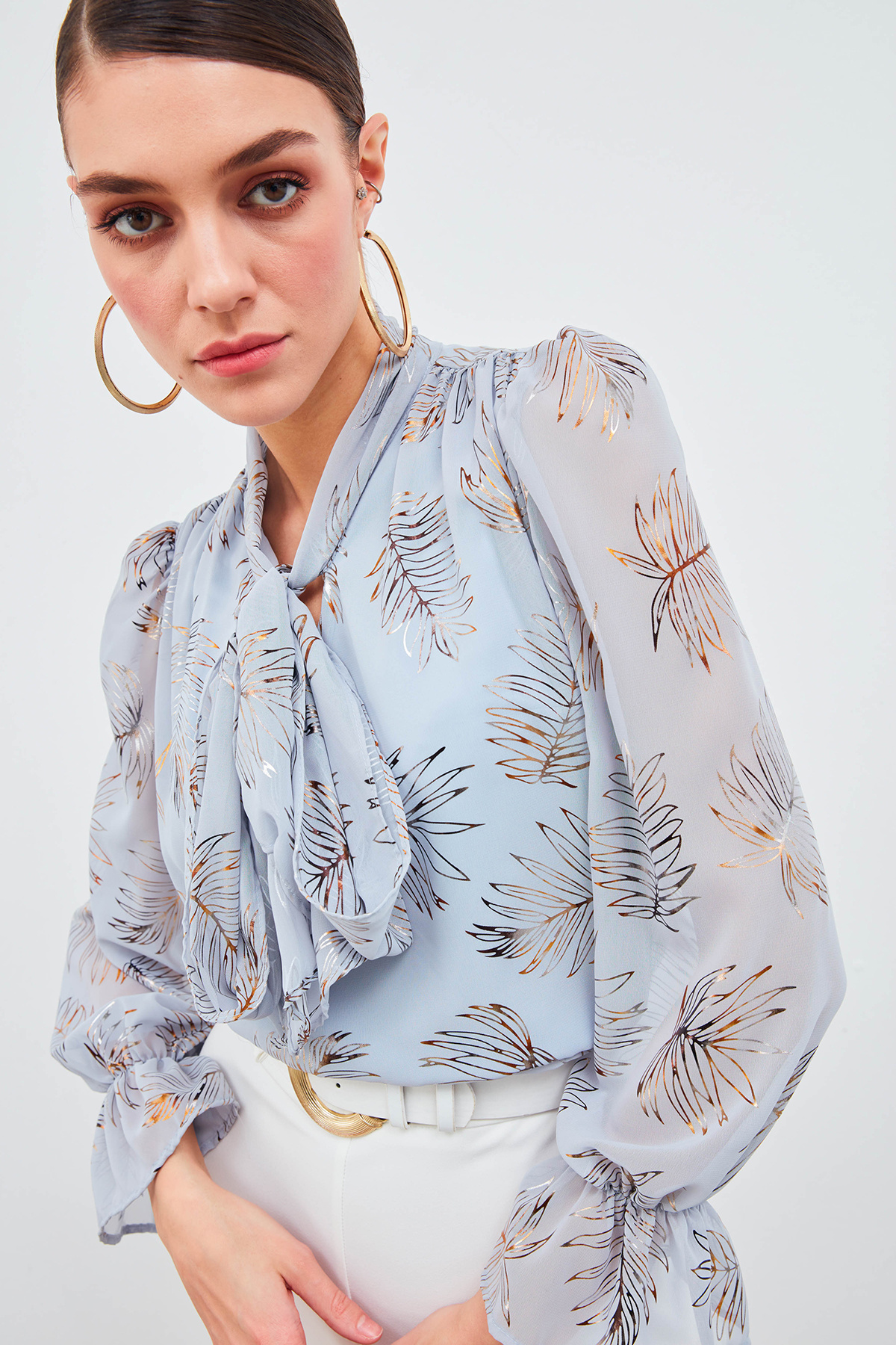 Printed blouse with scarf neckline - GRAY