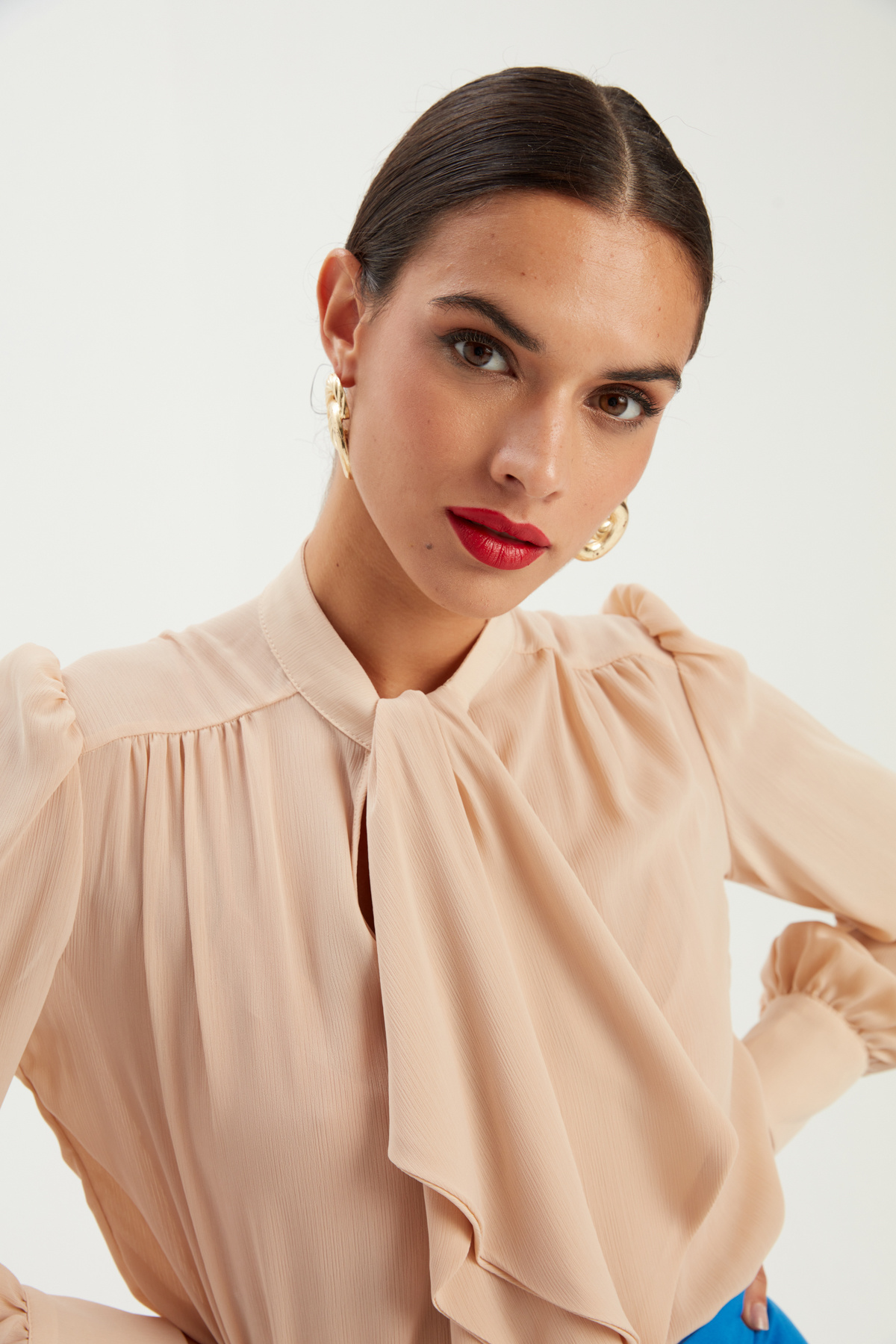 Fular Yaka Salaş Bluz - BEJ