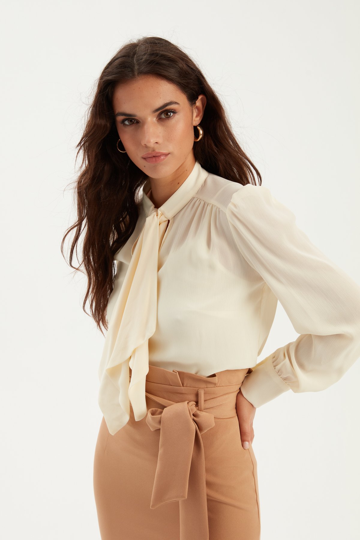 Fular Yaka Salaş Bluz - KREM