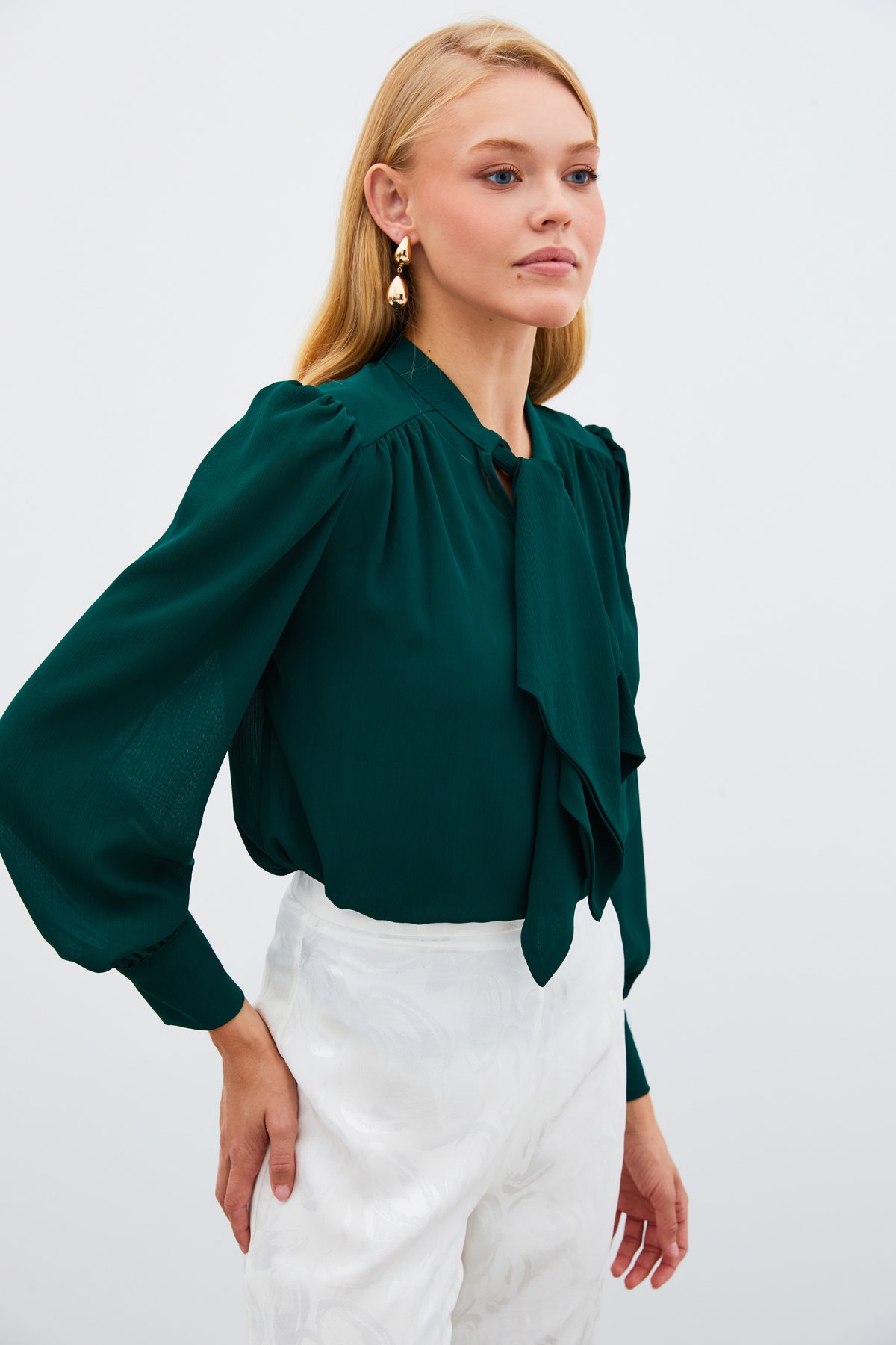 Fular Yaka Salaş Bluz - ZÜMRÜT