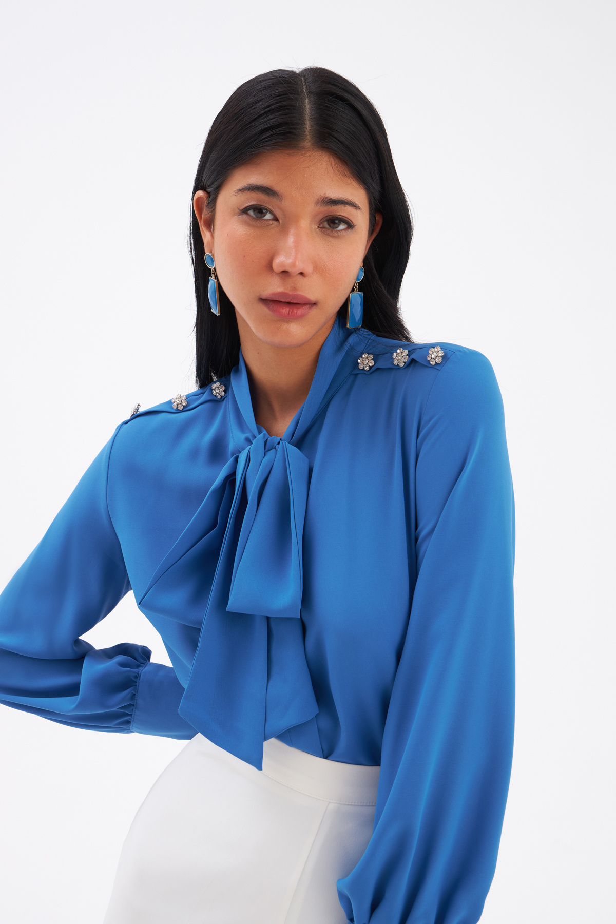 Fular Yaka Taş Detaylı Gömlek - İNDİGO