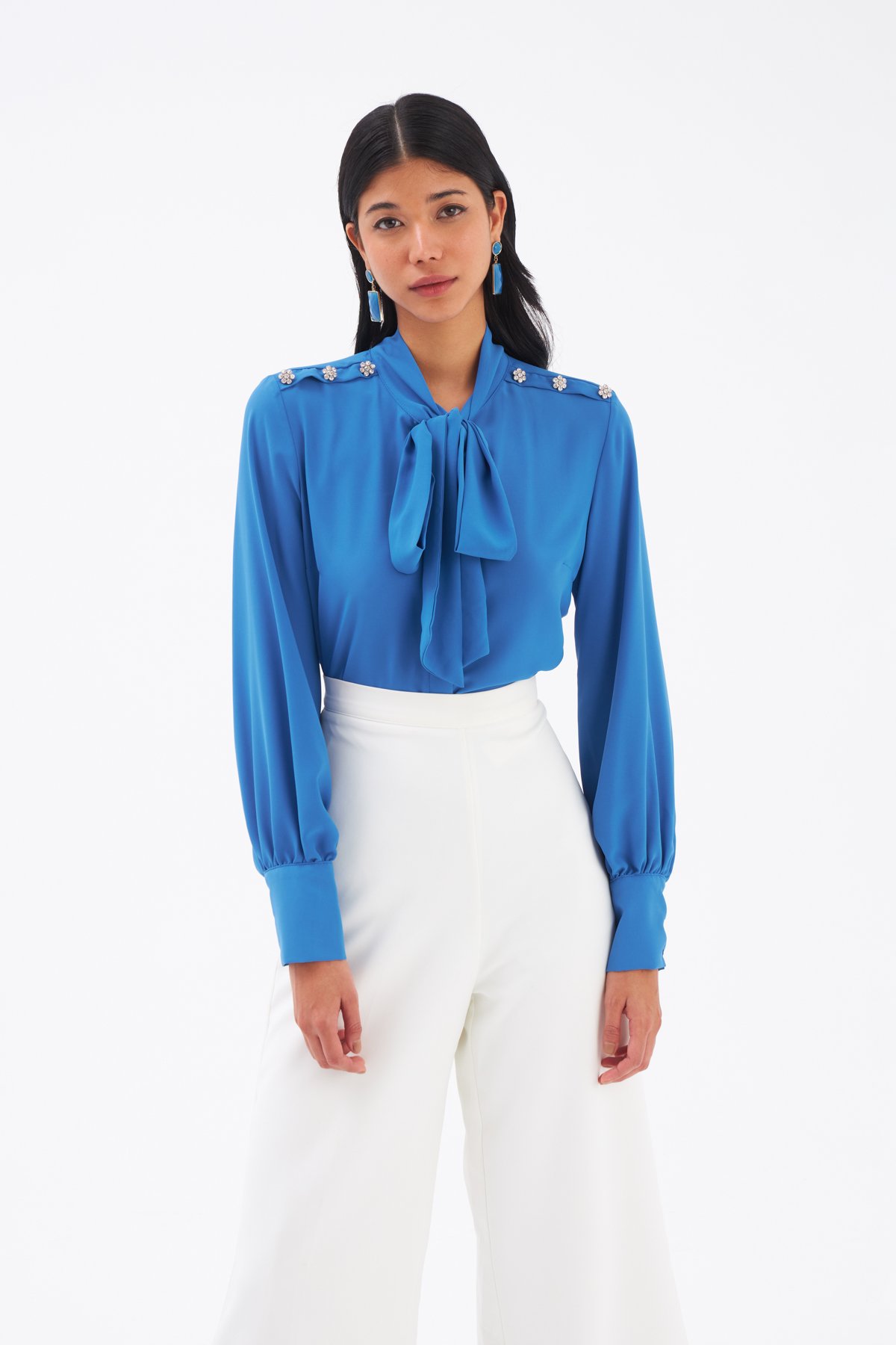 Fular Yaka Taş Detaylı Gömlek - İNDİGO