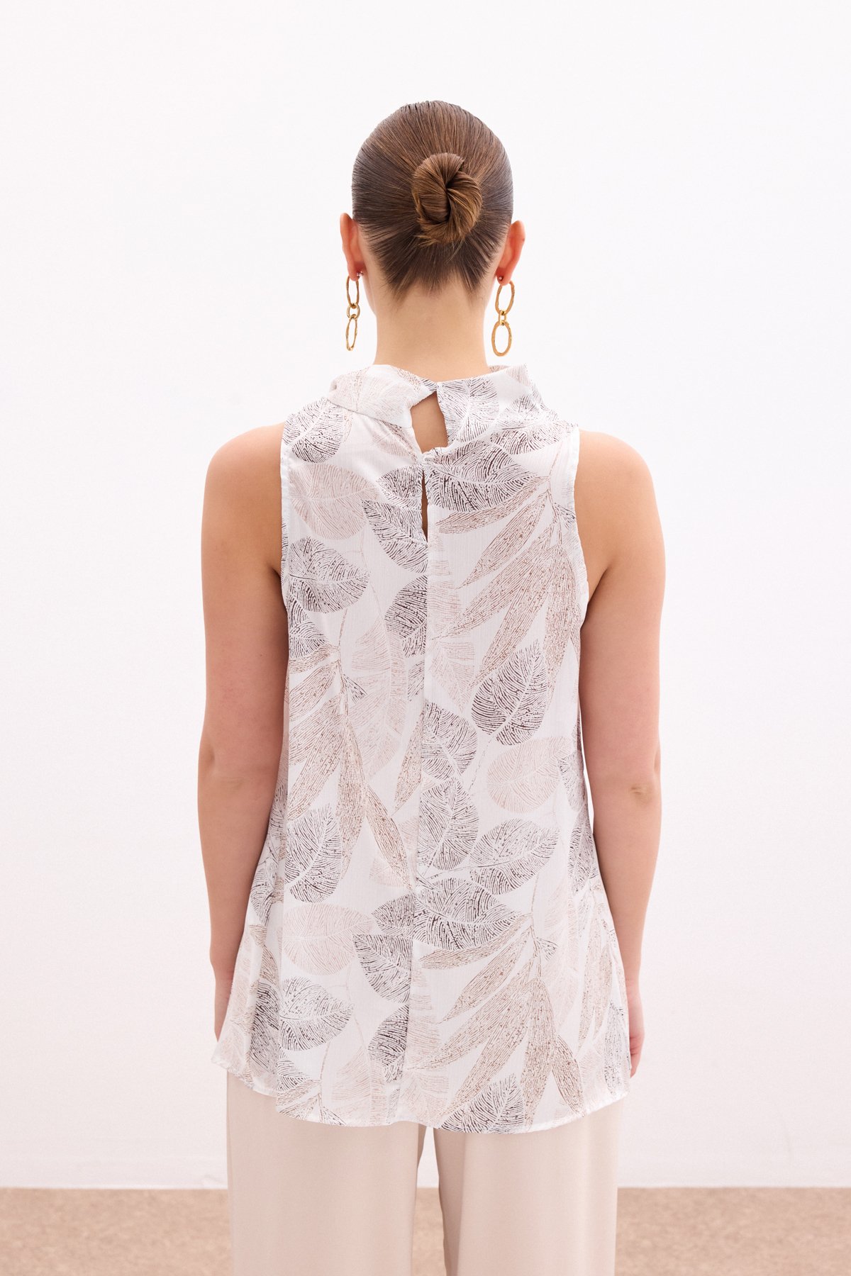 Fularlı Desenli Bluz - Vizon