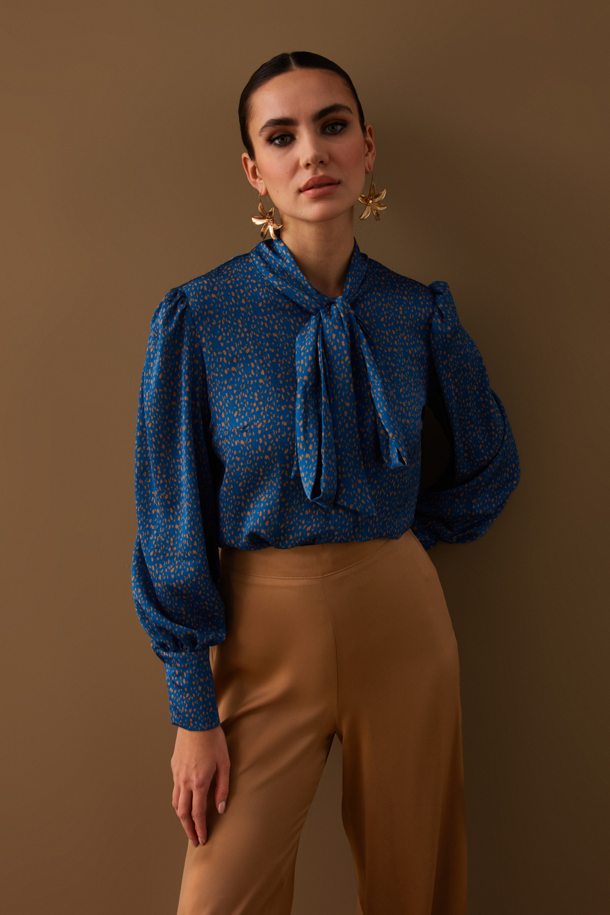 Fularlı Desenli Gömlek - MAVİ