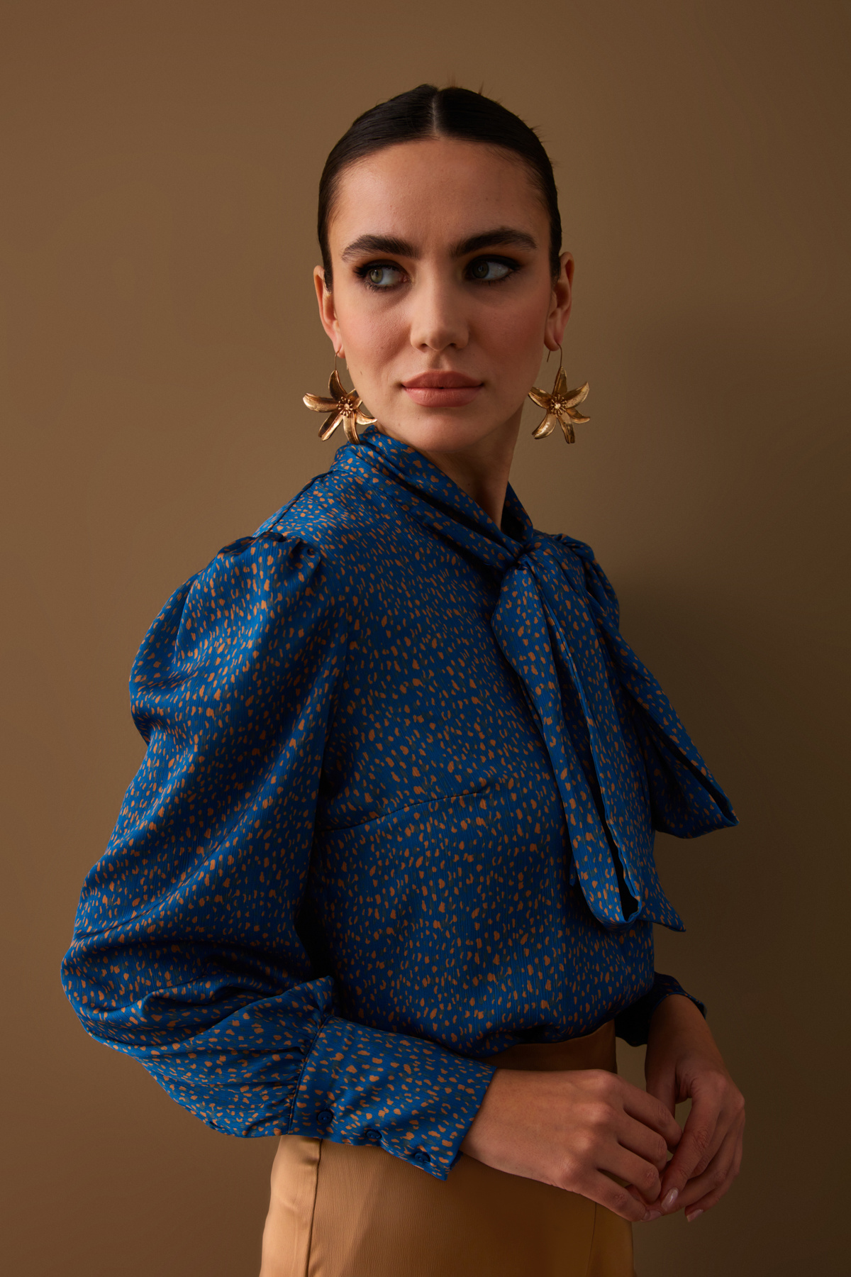 Fularlı Desenli Gömlek - MAVİ