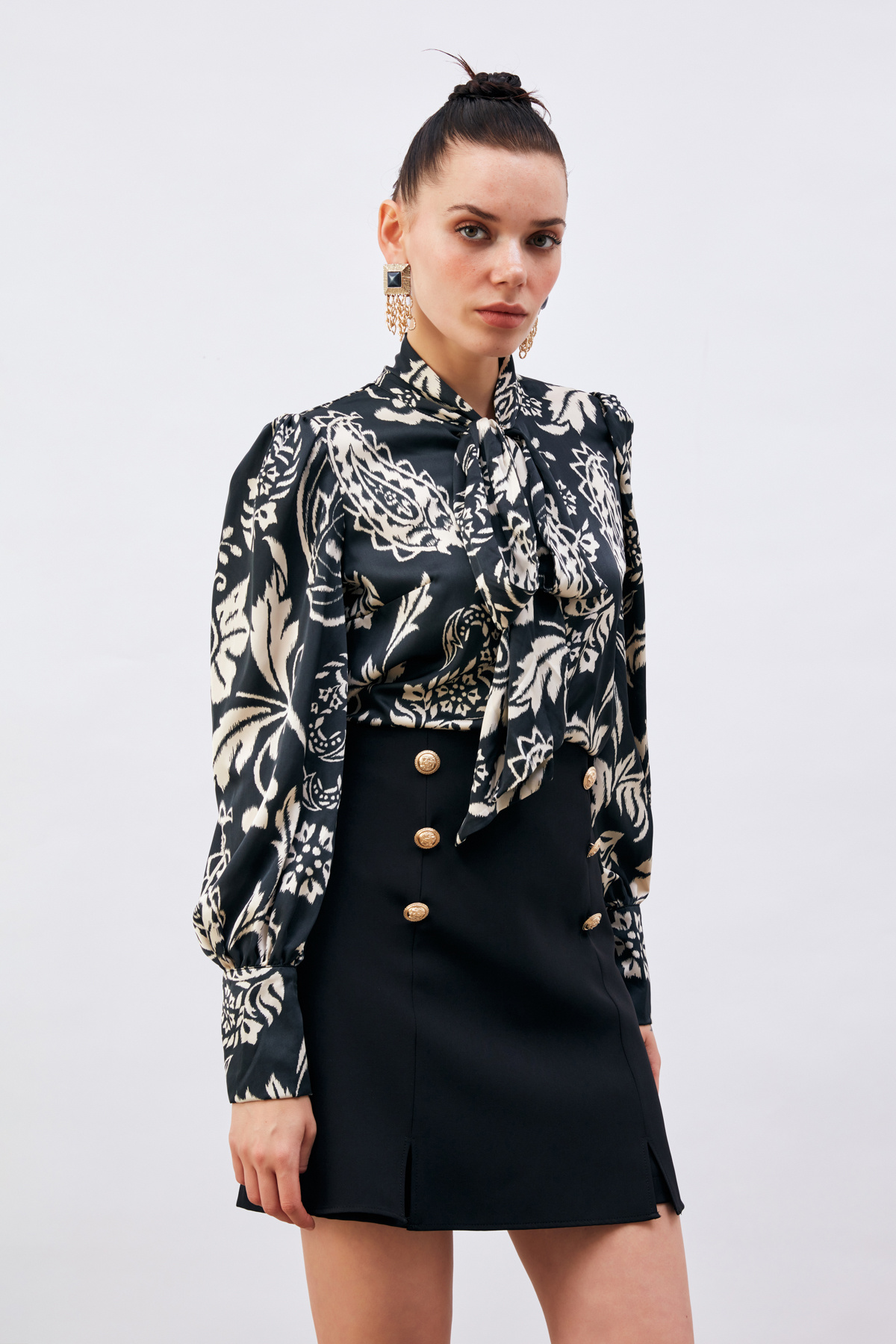 Fularlı Desenli Gömlek - SİYAH-BEJ