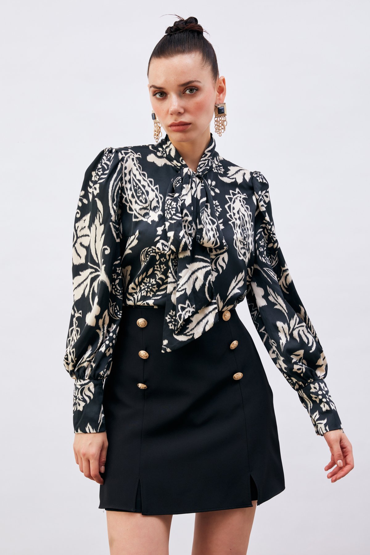 Fularlı Desenli Gömlek - SİYAH-BEJ