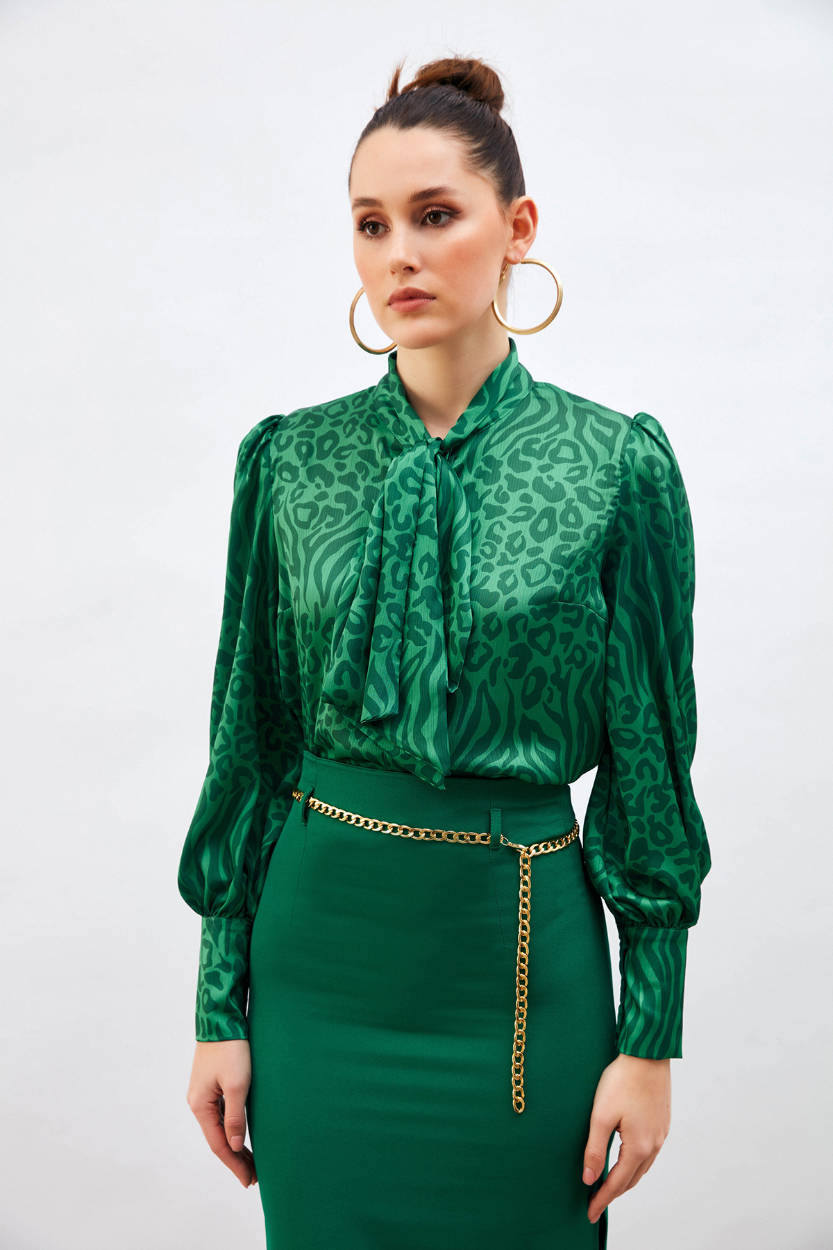 Fularlı Desenli Gömlek - YEŞİL