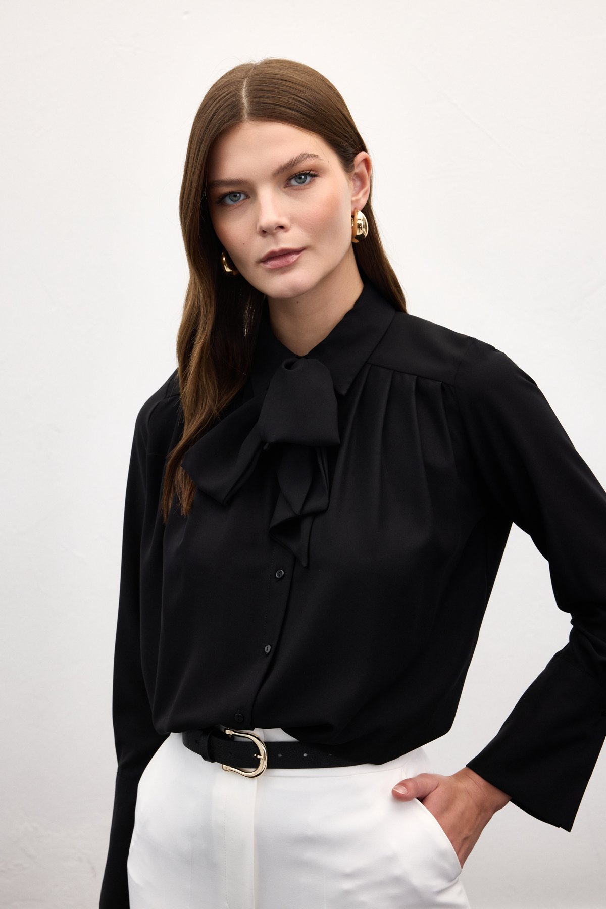 Fularlı Gömlek - Siyah