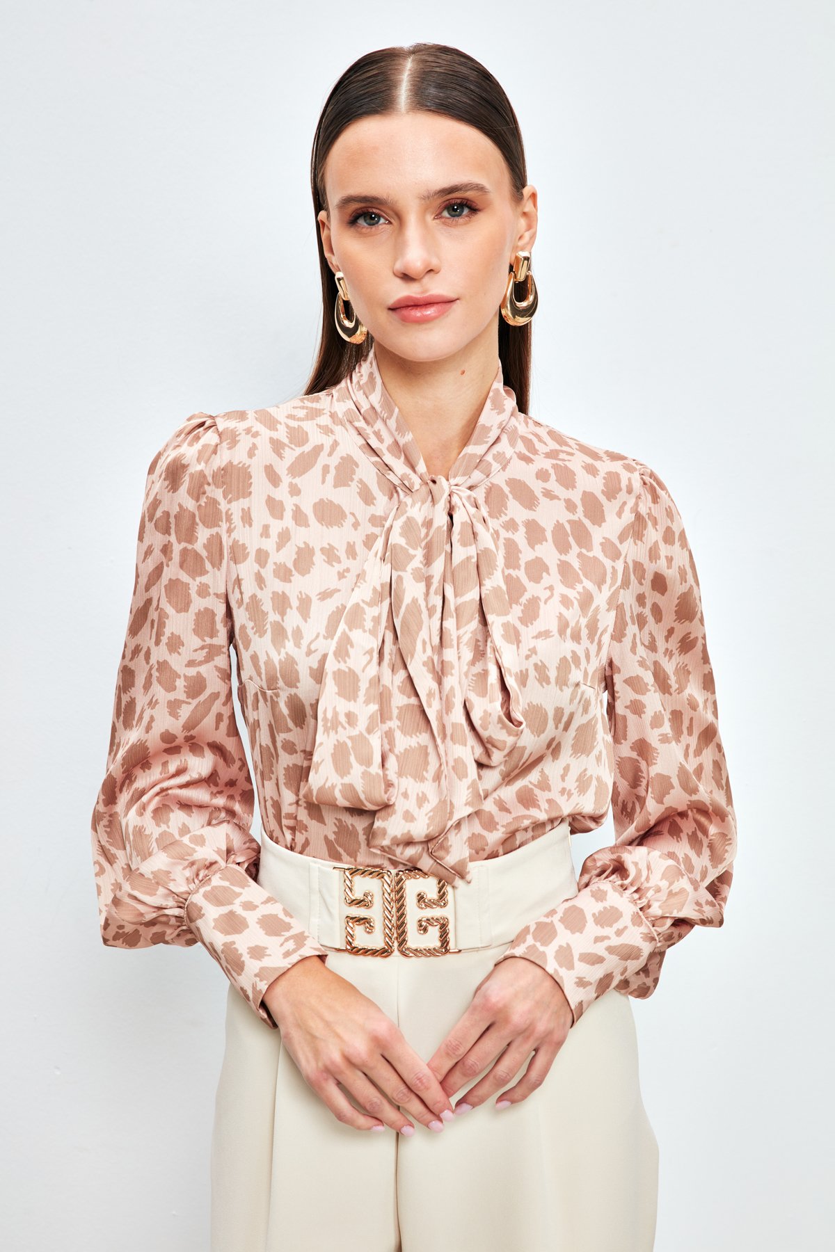 Fularlı Leopar Desenli Gömlek - BEJ