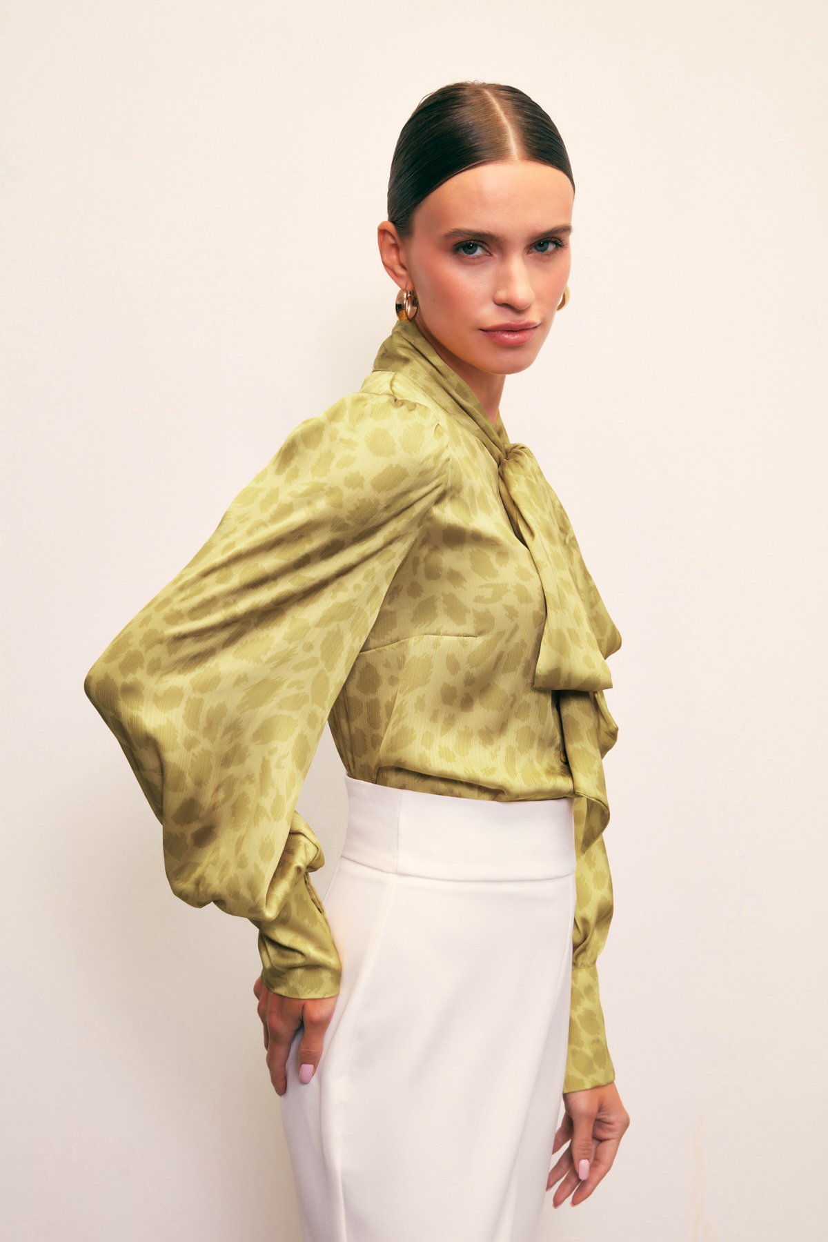 Fularlı Leopar Desenli Gömlek - OLİVE