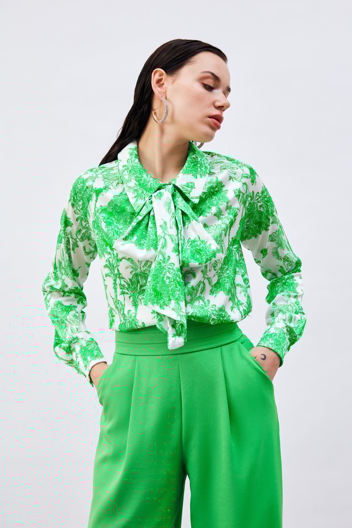 Fularlı Yaka Desenli Gömlek - YEŞİL