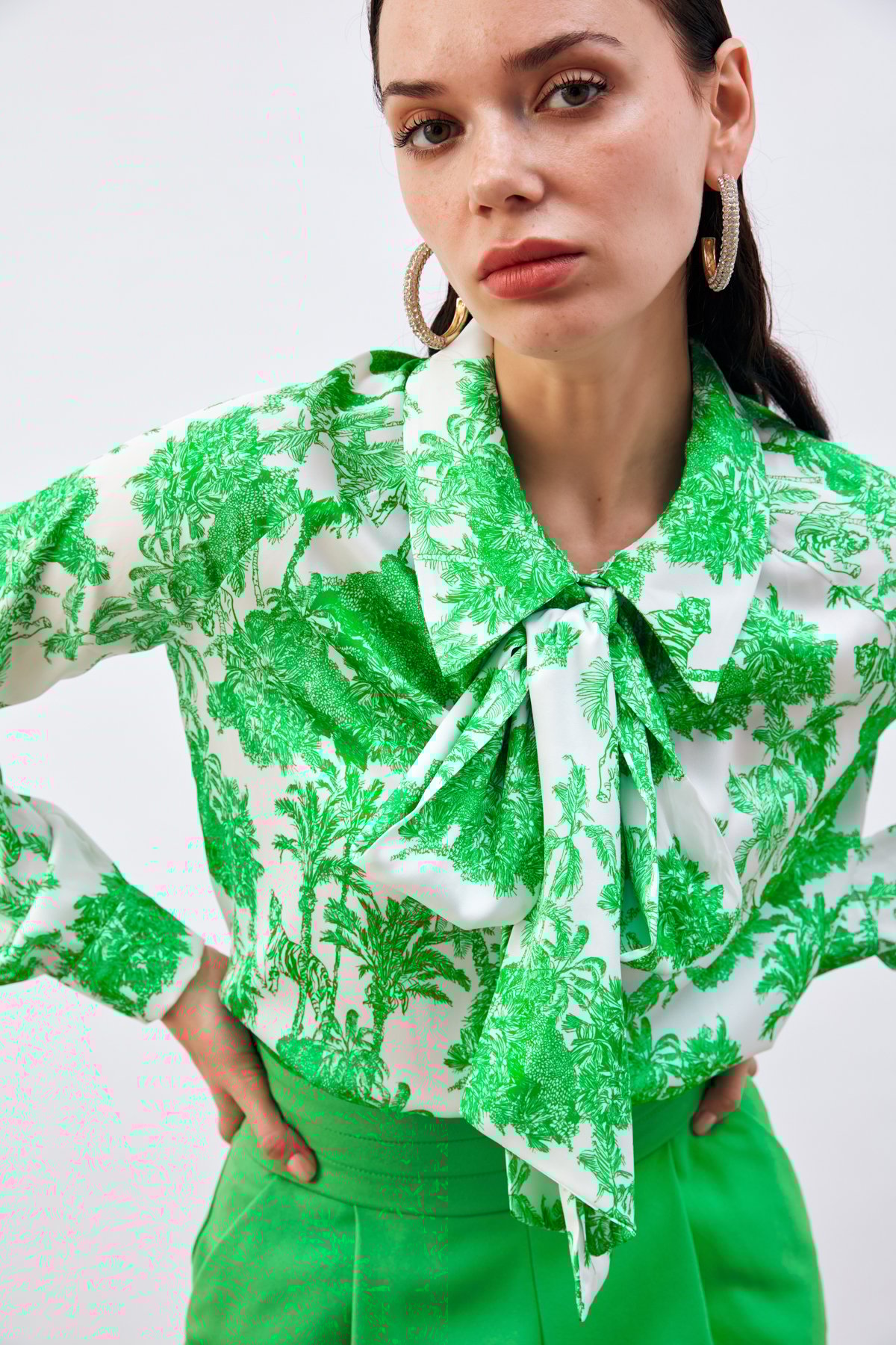 Fularlı Yaka Desenli Gömlek - YEŞİL
