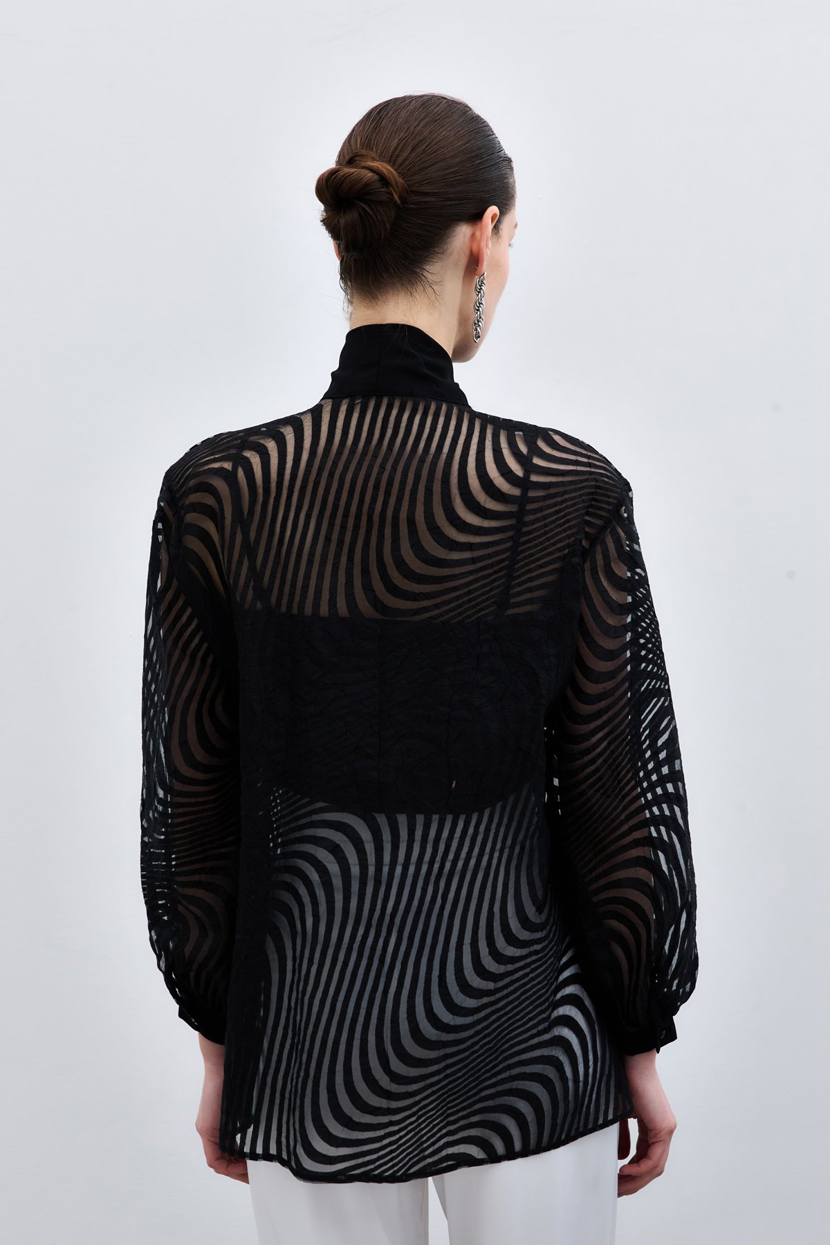 Fularlı Zebra Desenli Gömlek - Siyah