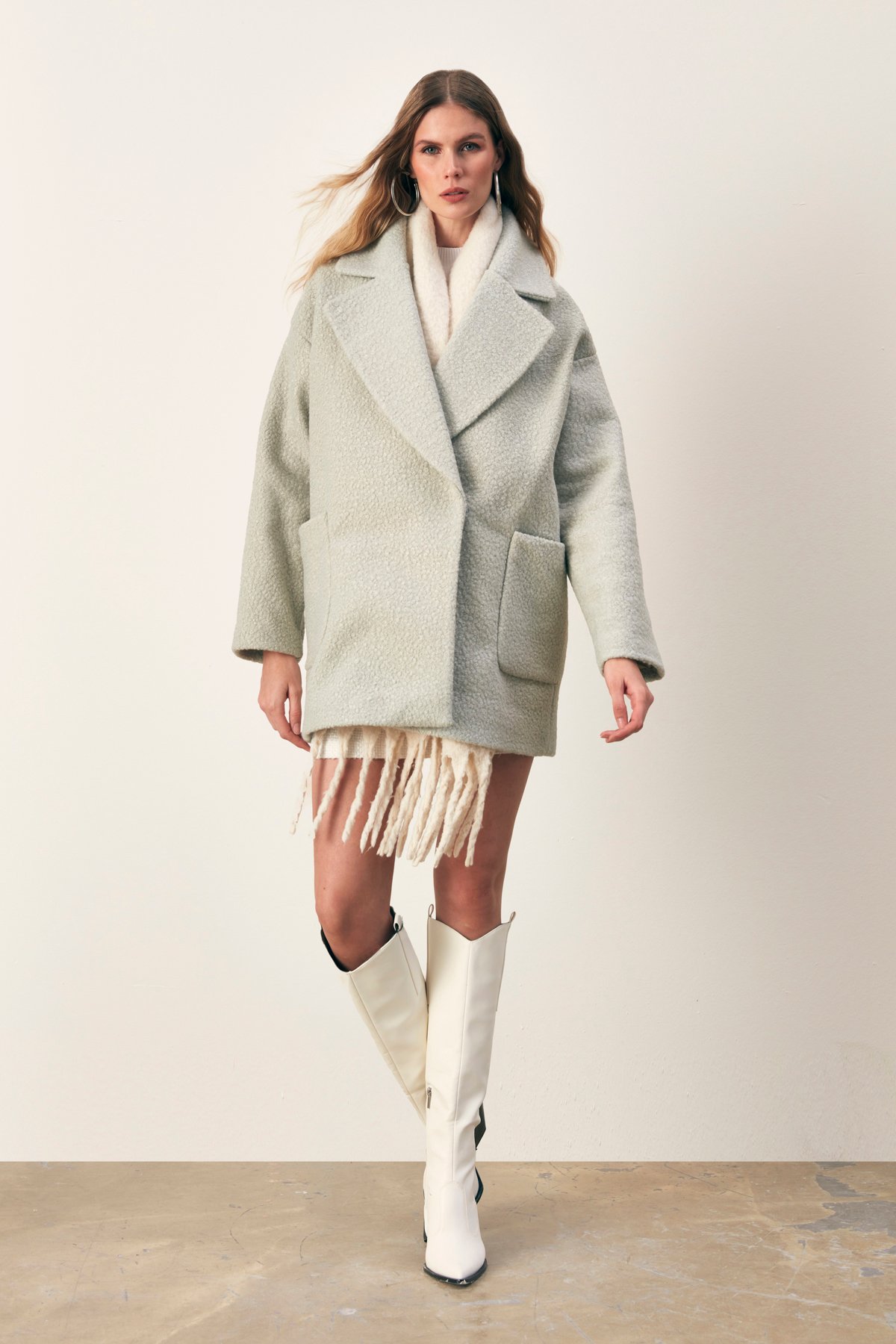 Wide Pocket Boucle Coat - MINT