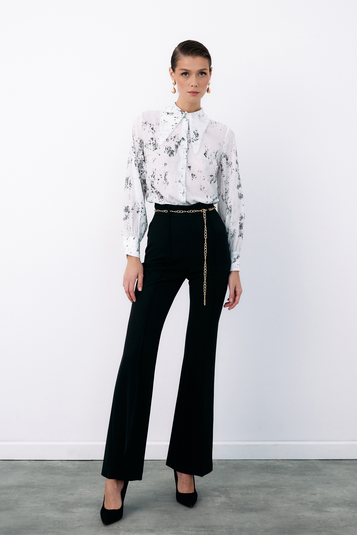 Geniş İnci Yakalı Gömlek - EKRU-GÜMÜŞ