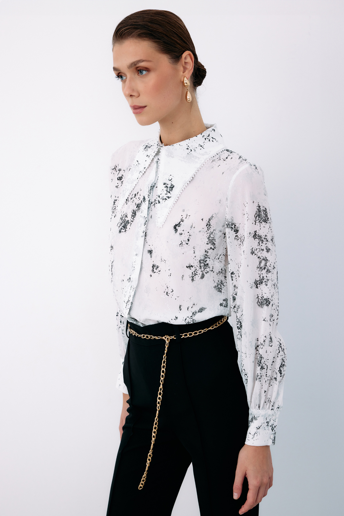 Geniş İnci Yakalı Gömlek - EKRU-GÜMÜŞ