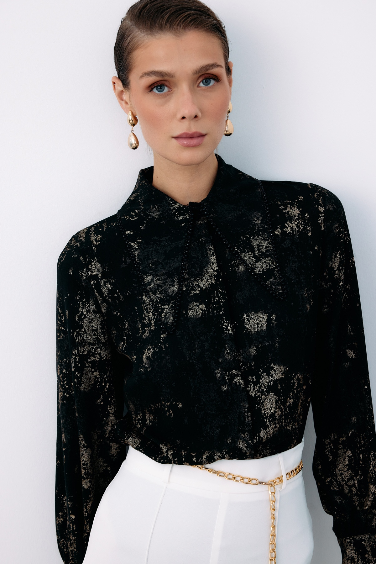 Geniş İnci Yakalı Gömlek - SİYAH-GOLD