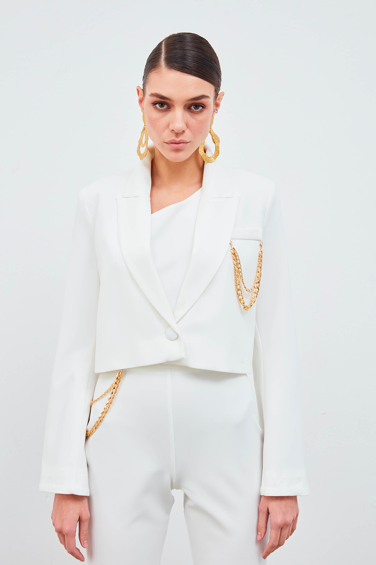 Geniş Kol Detaylı Aksesuarlı Ceket - EKRU