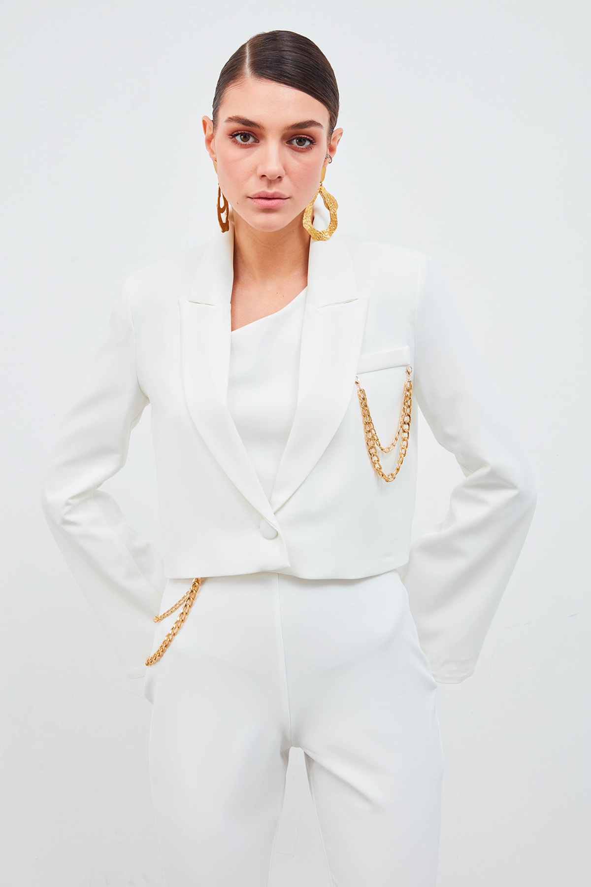 Geniş Kol Detaylı Aksesuarlı Ceket - EKRU