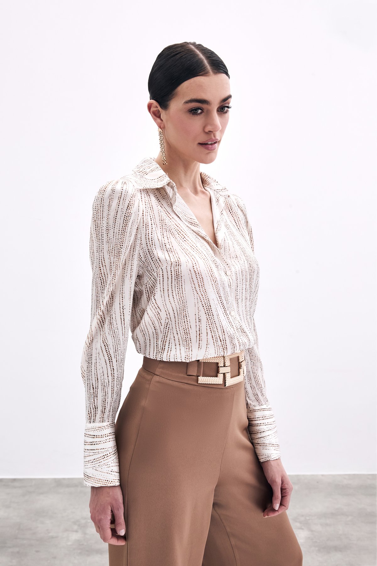 Geniş Manşetli Gömlek - Ekru-Camel