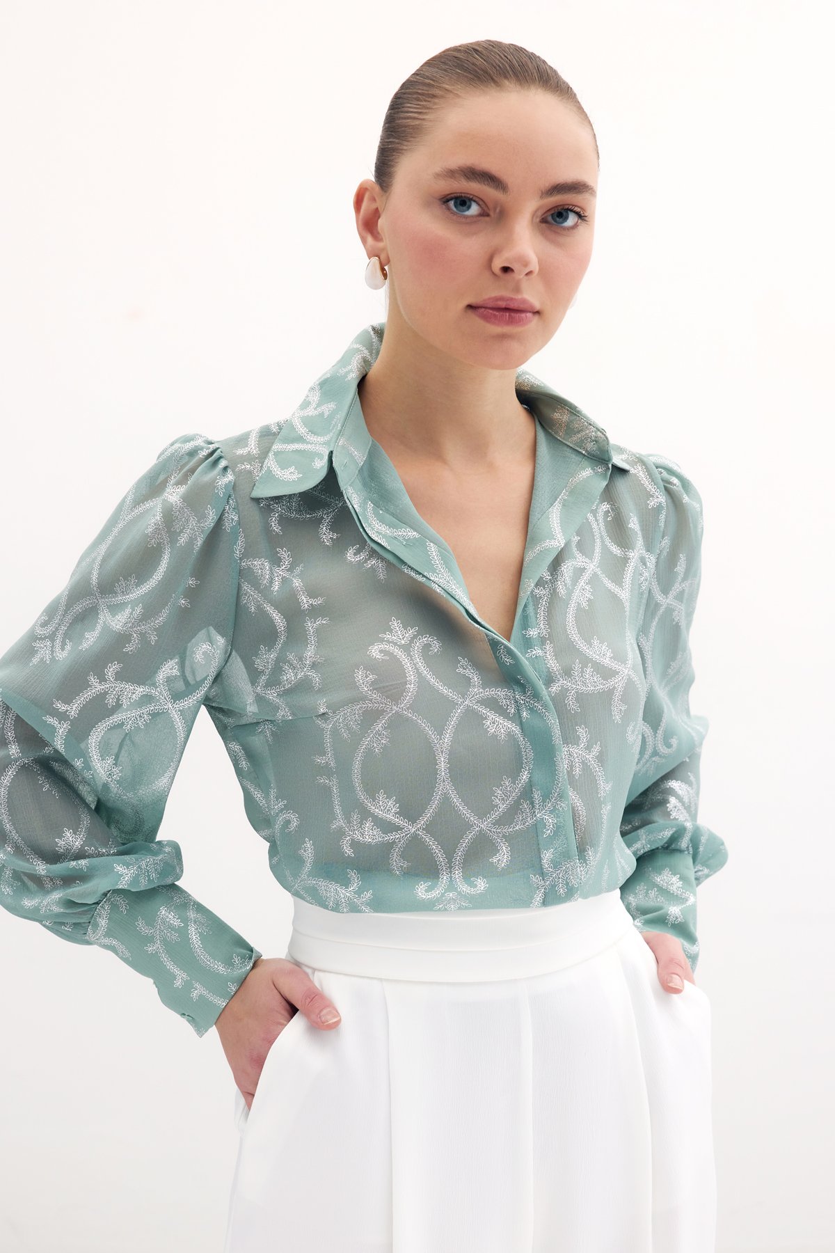 Geniş Manşetli Şifon Gömlek - Mint